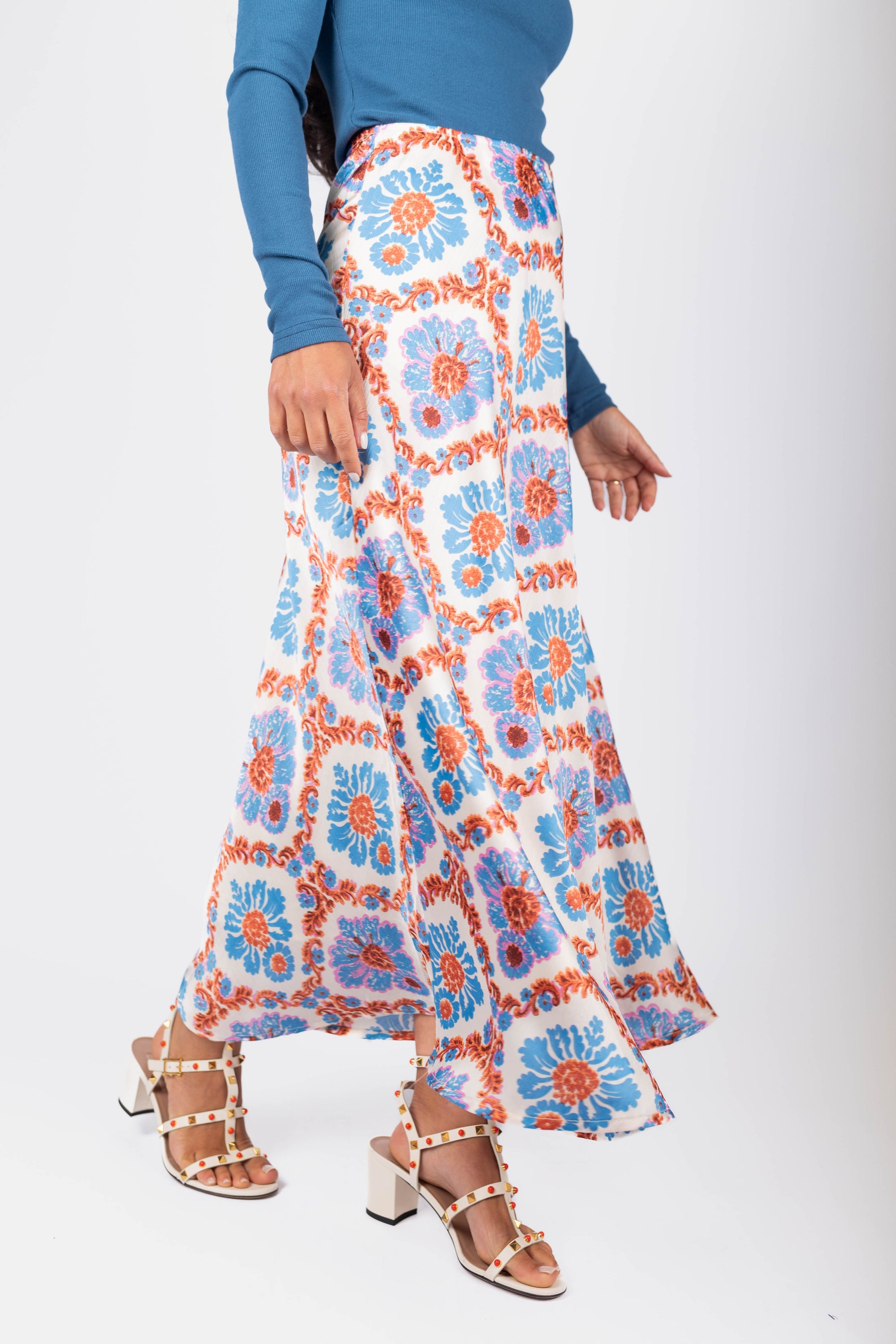 Dakota Skirt (Ivory/Blue)