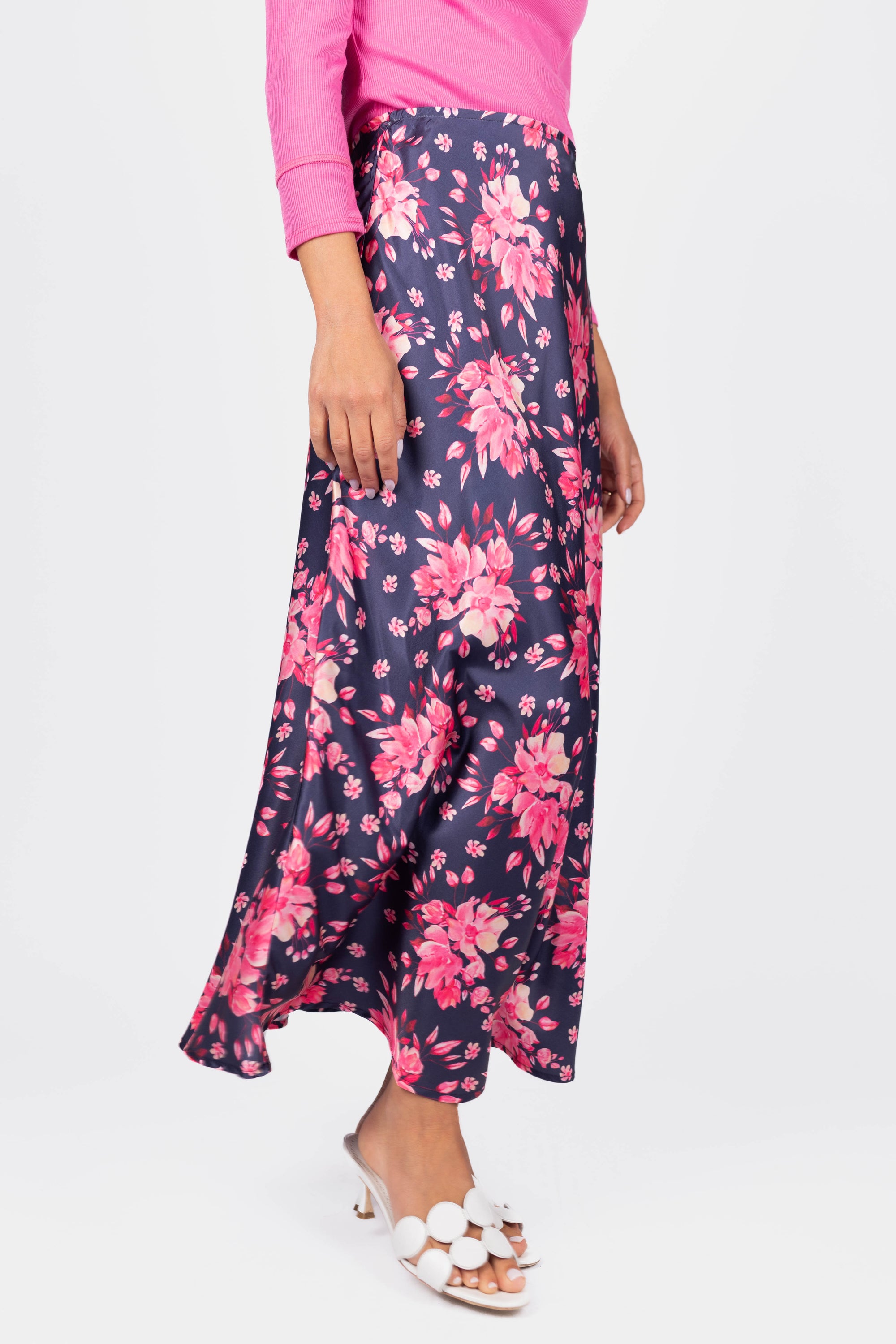 Dakota Skirt (Navy Ground)