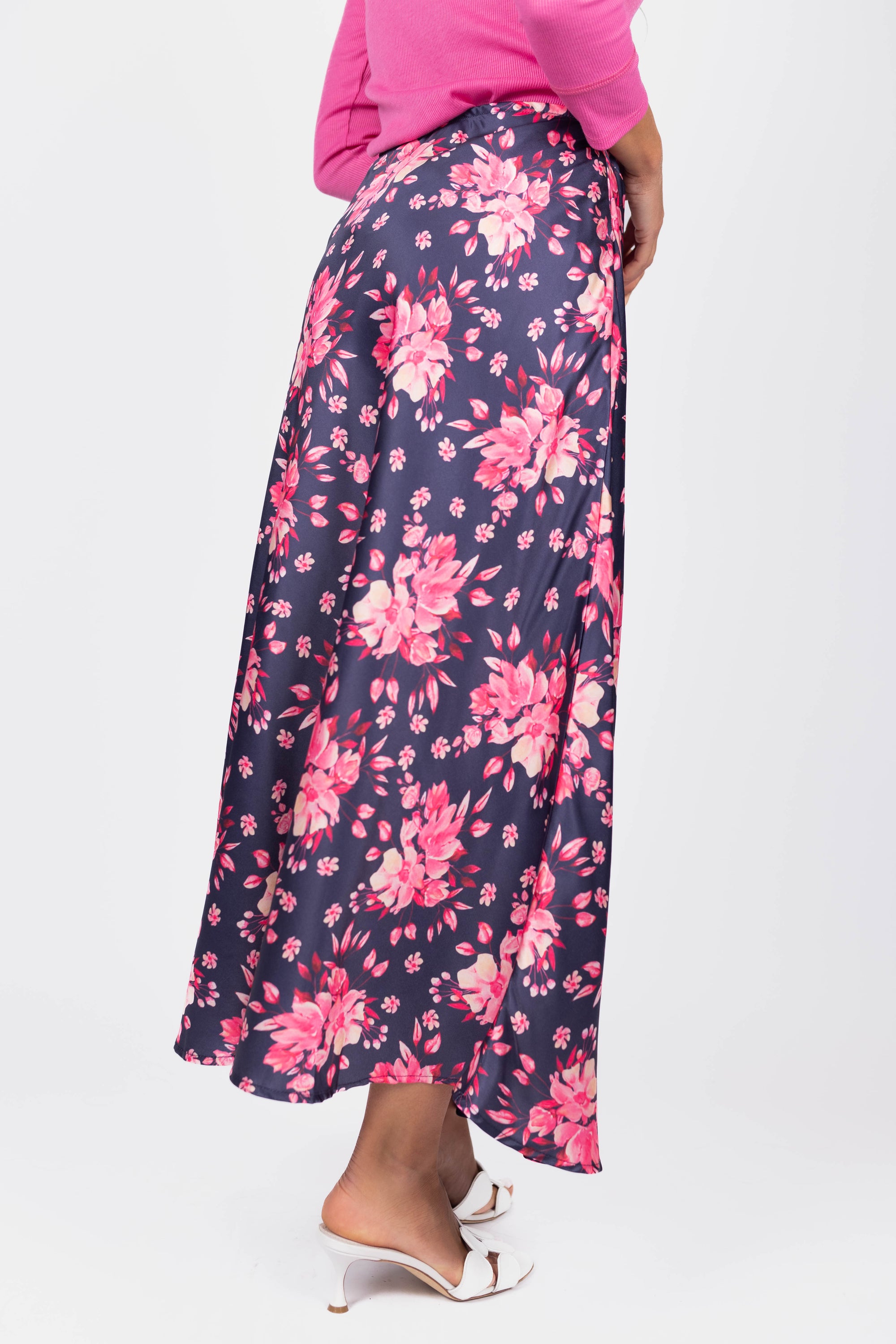 Dakota Skirt (Navy Ground)