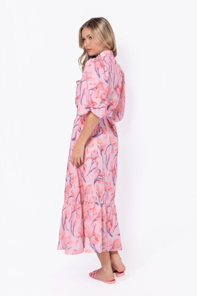 flower short sleeve dress Mini Pink Floral-Print Summer with Sleeves Rose Pink Floral / Small Roselyn features a blue floral pattern scattered over a white base Genevieve Floral Short Dress |