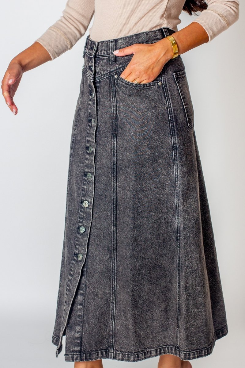 Ariella Skirt (Black) – Yakira Bella