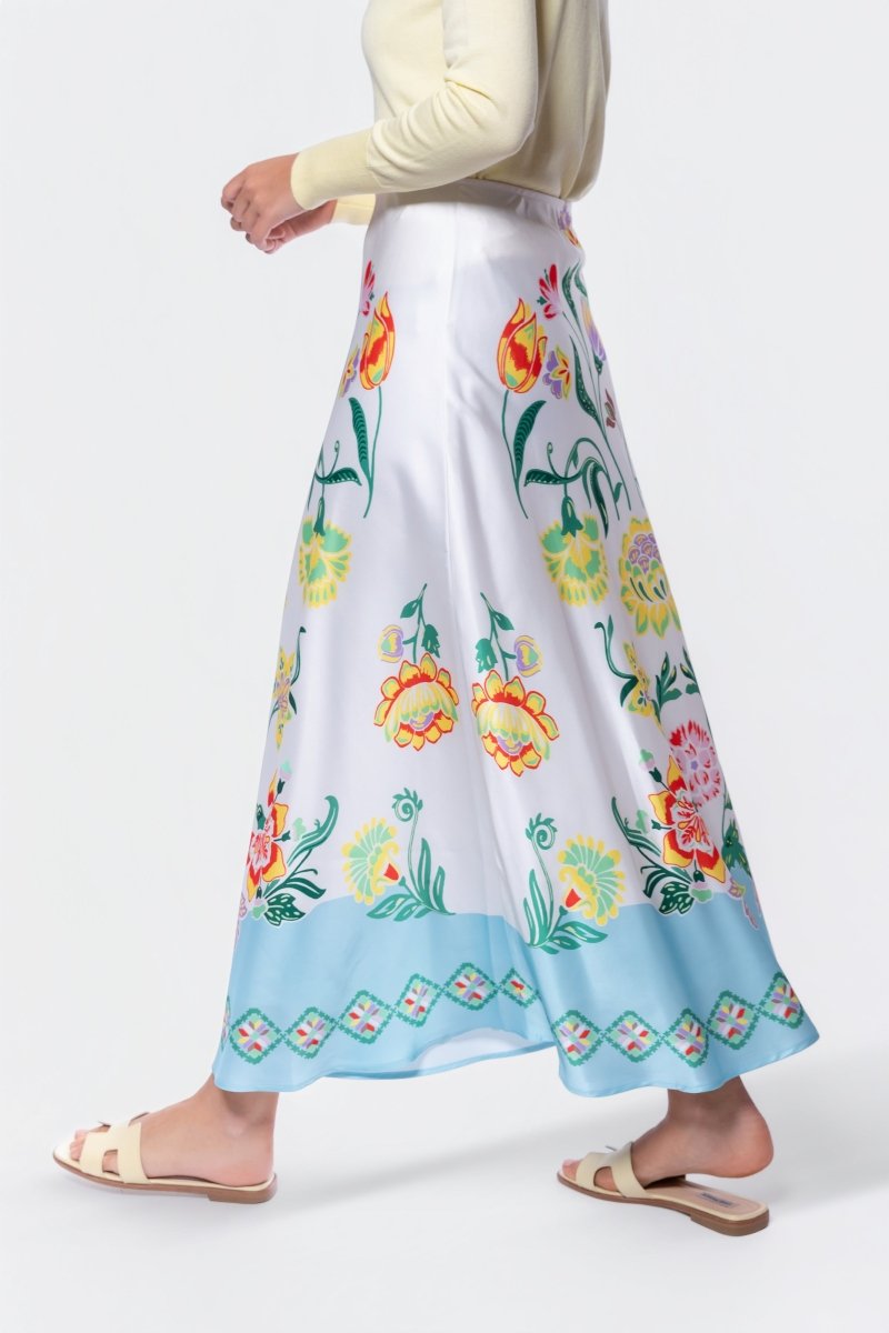 Lisa Skirt (White Pattern) – Yakira Bella