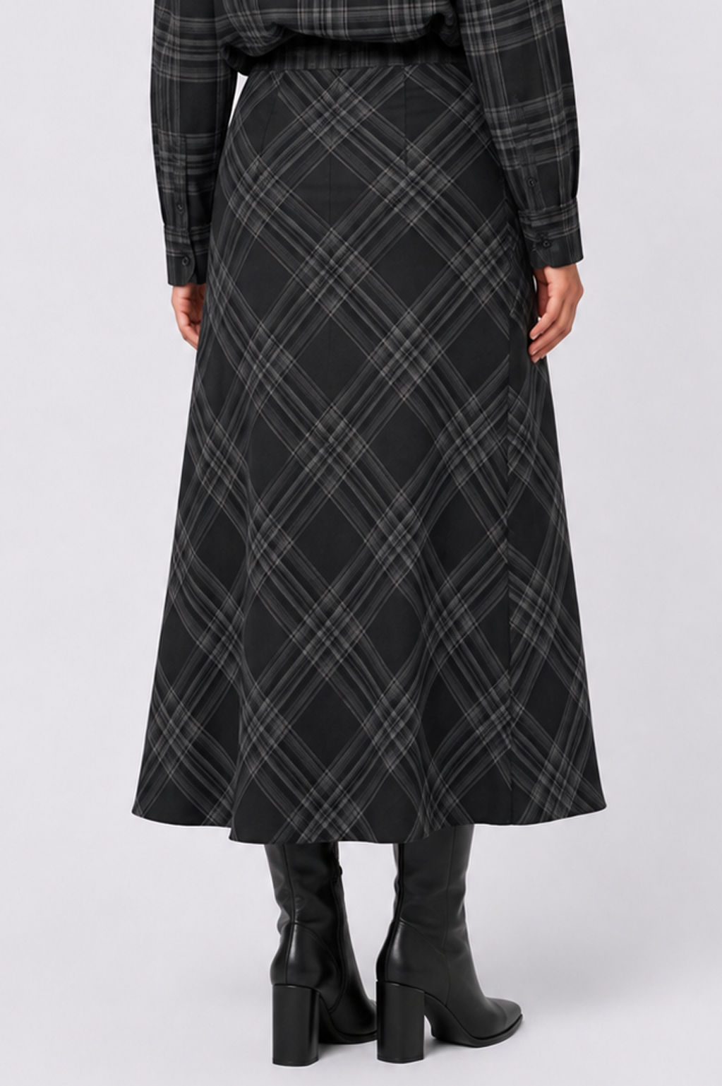 Marianne Skirt (Black Plaid)