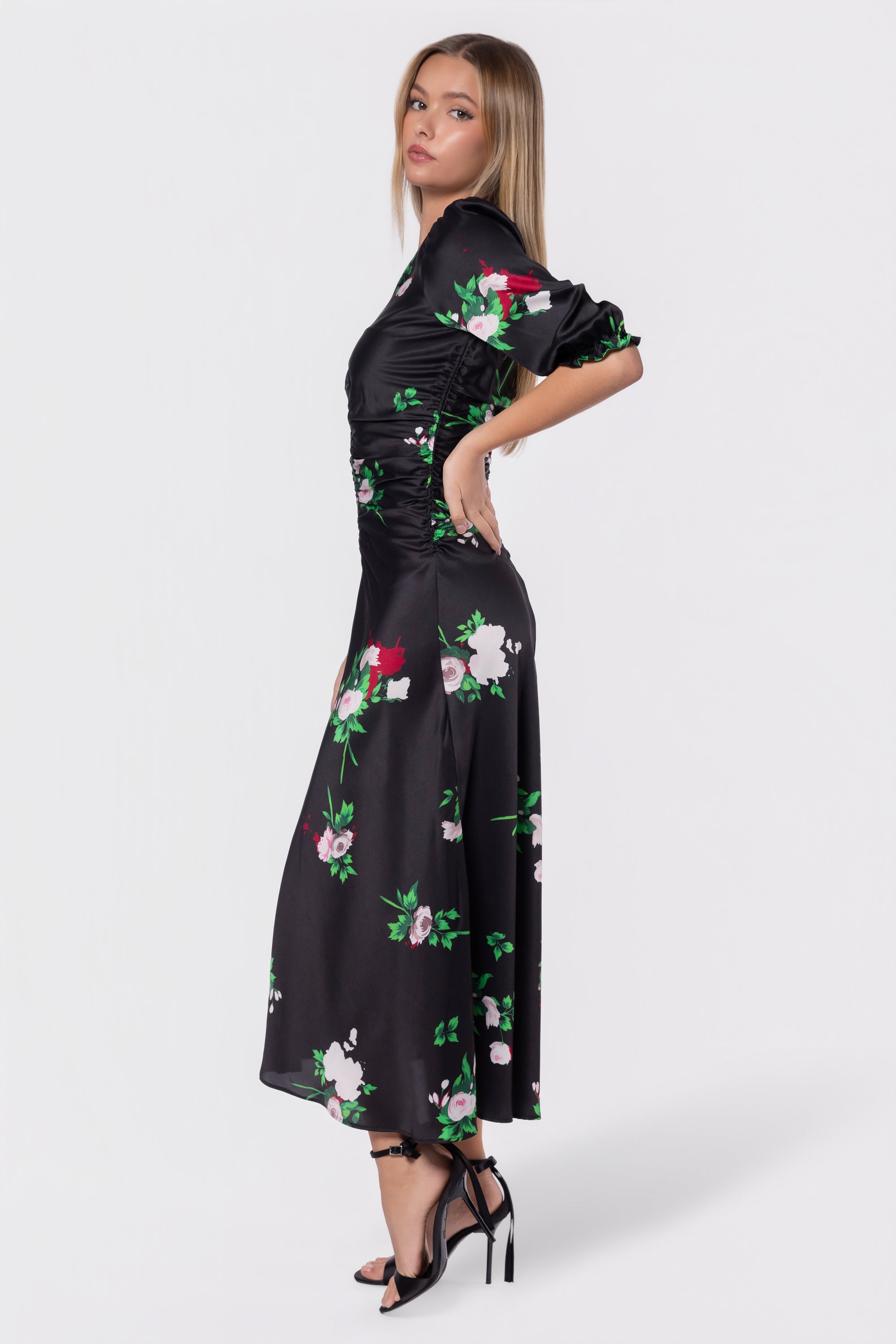 Audrey Dress Short Sleeve (Black Ground)