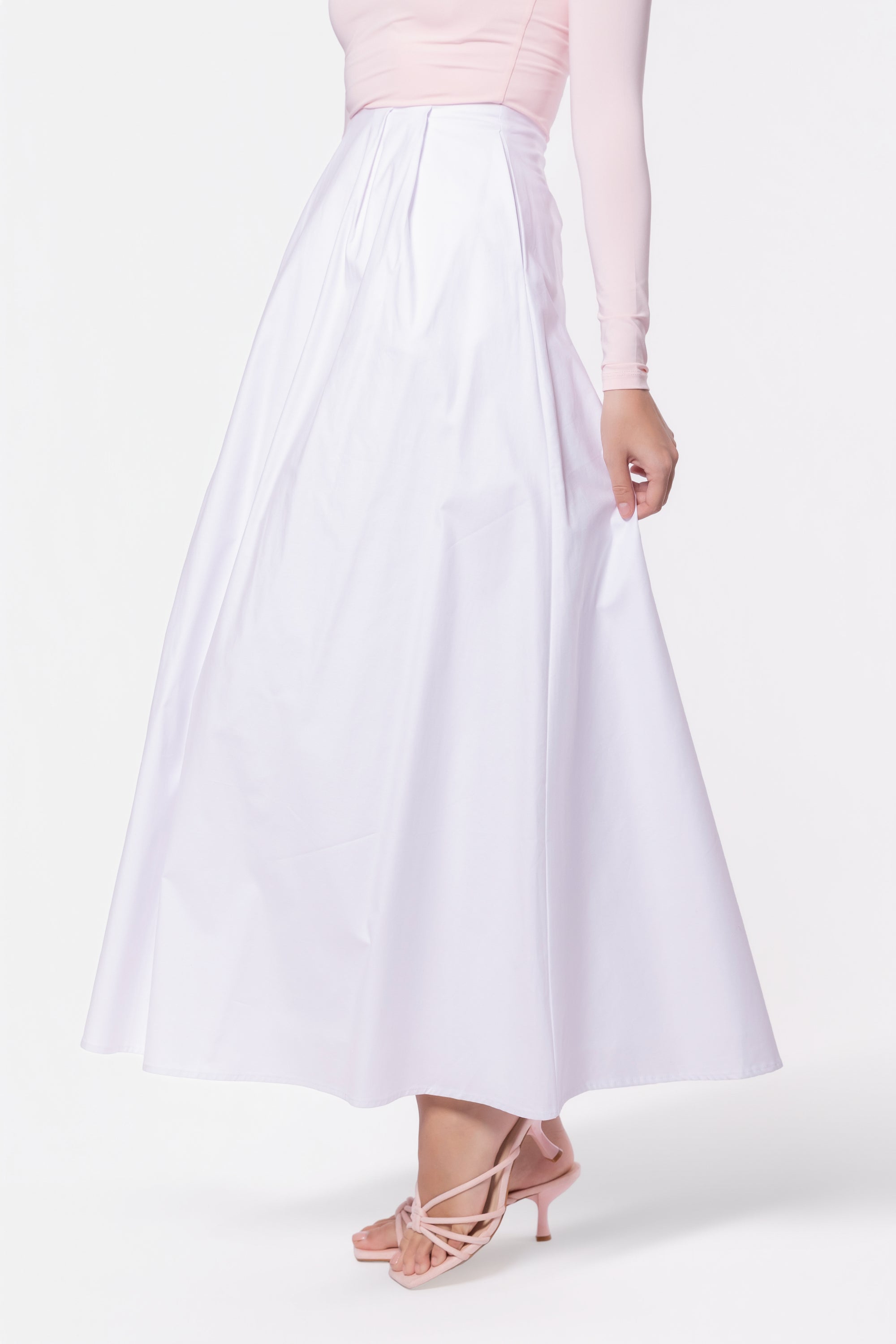 Serin Skirt (White)