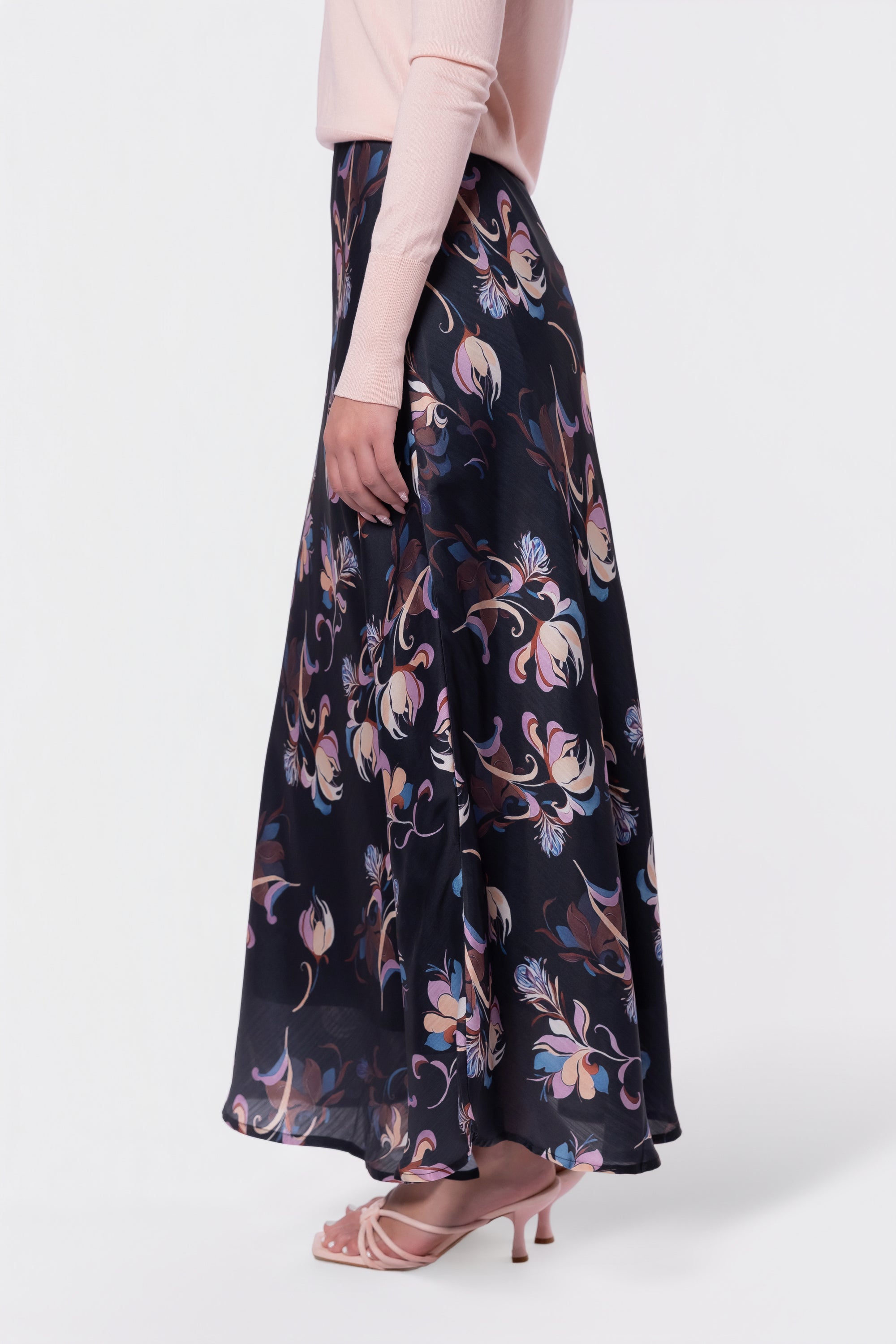Lisa Skirt (Black Pattern)