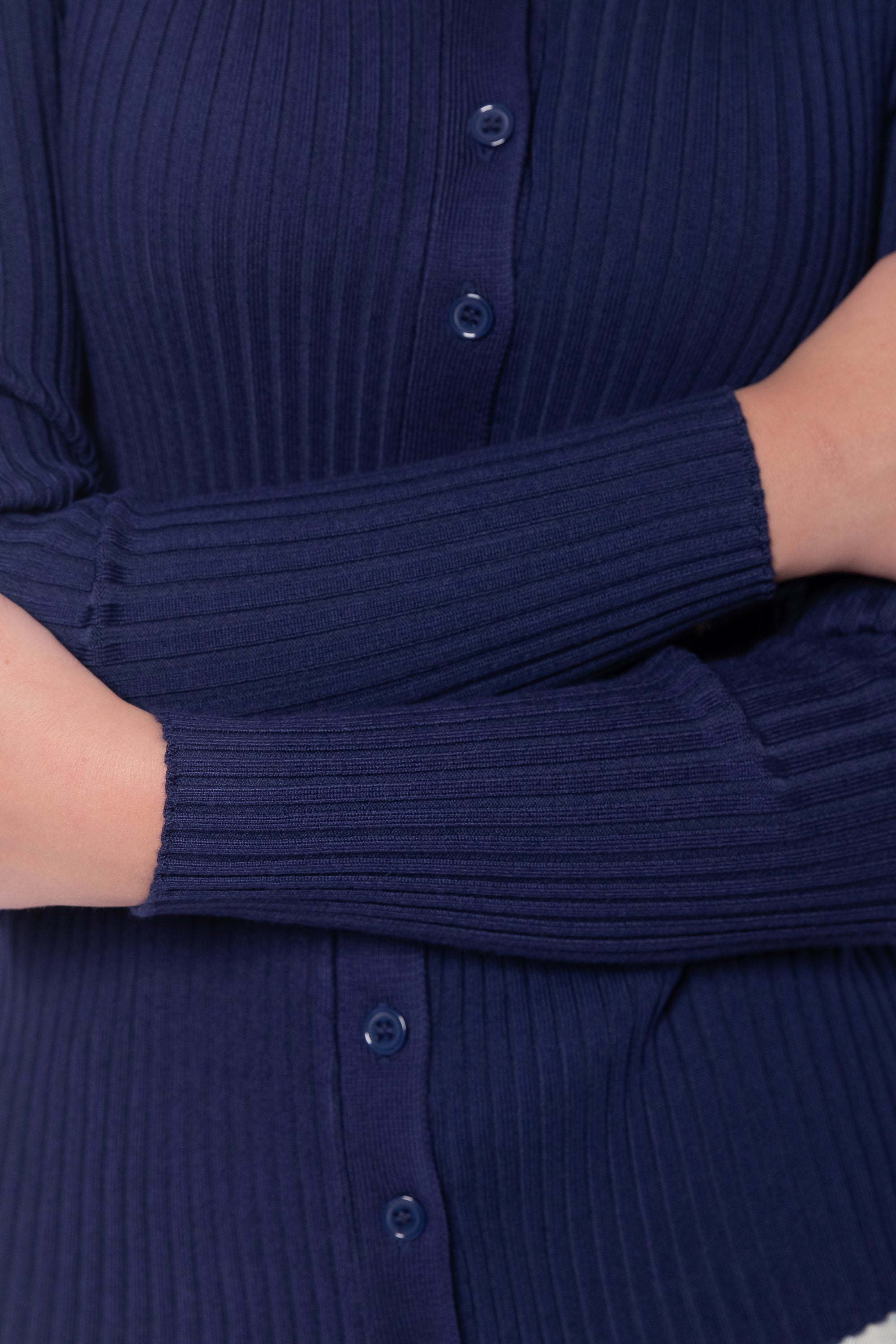 Moss Cardigan (Navy)