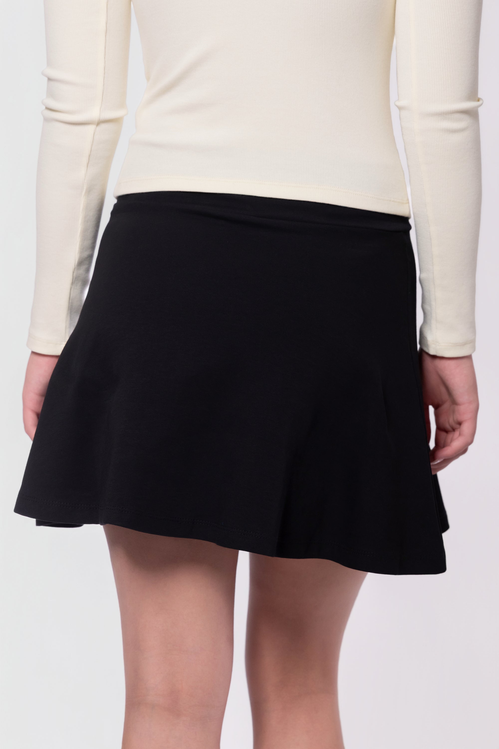 Supreme Air Skirt 18" (Black)