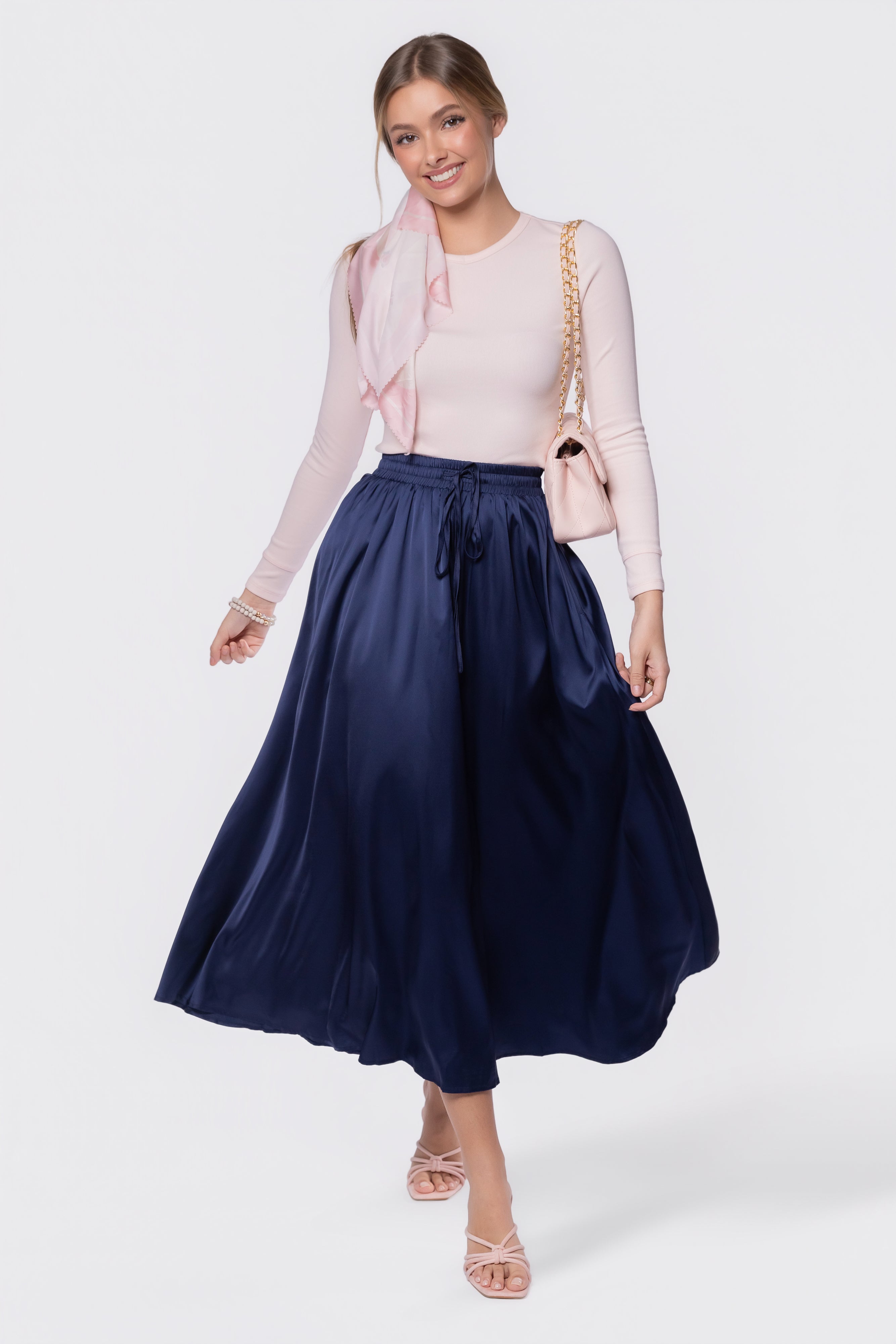 Rita Skirt (Navy) – Yakira Bella
