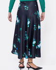 Lisa Skirt (Dark Green Flower)
