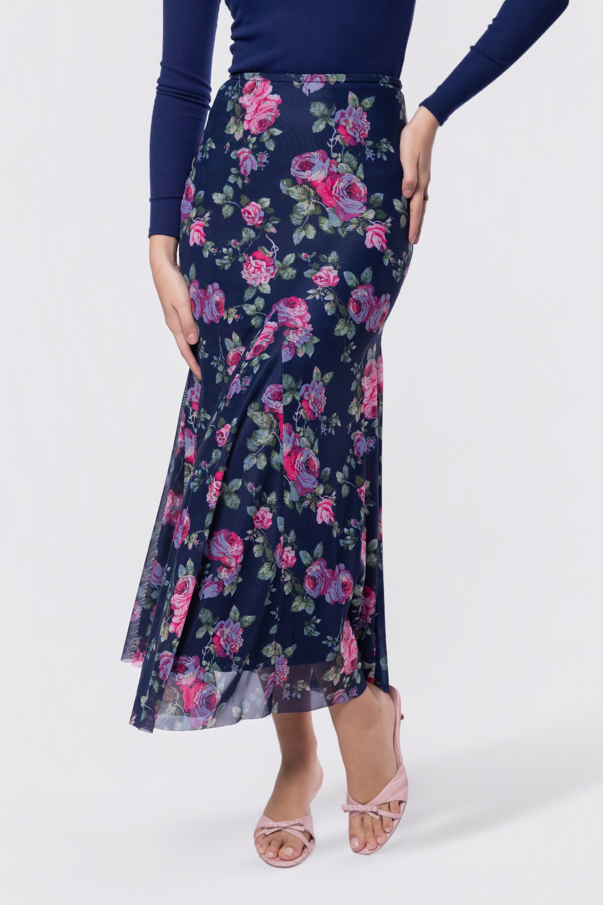 Natalia Skirt (Black Ground)
