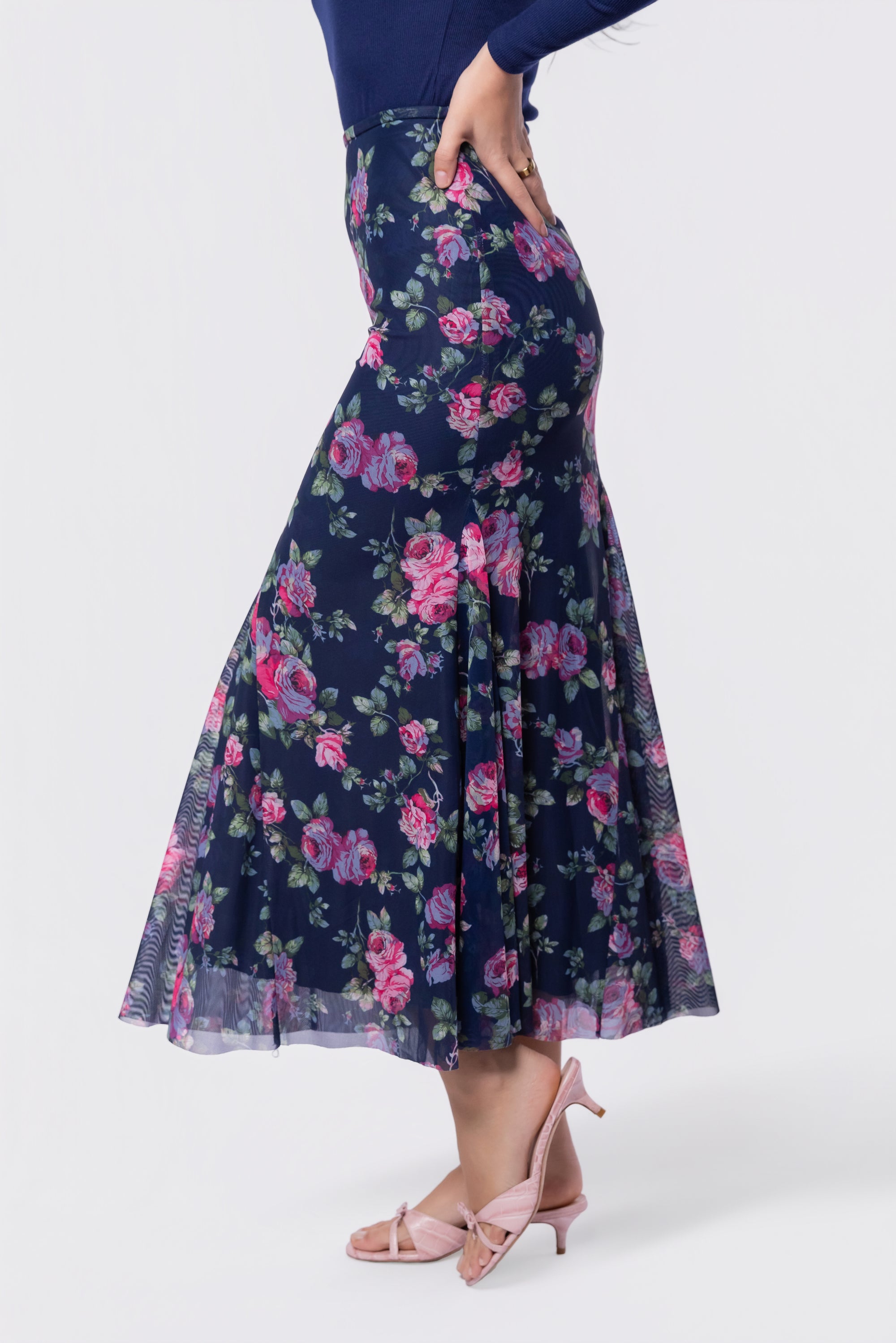 Natalia Skirt (Black Ground)