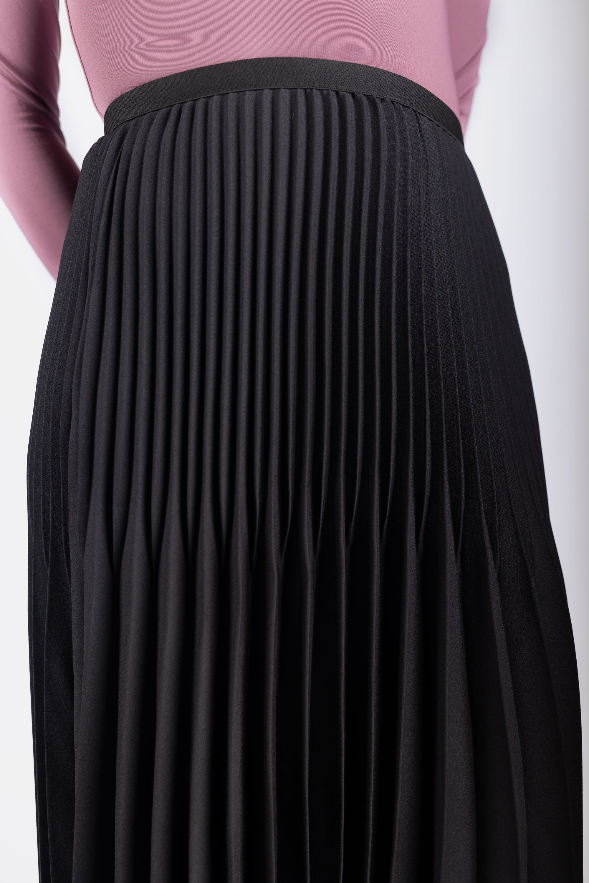 Astra Skirt (Black)