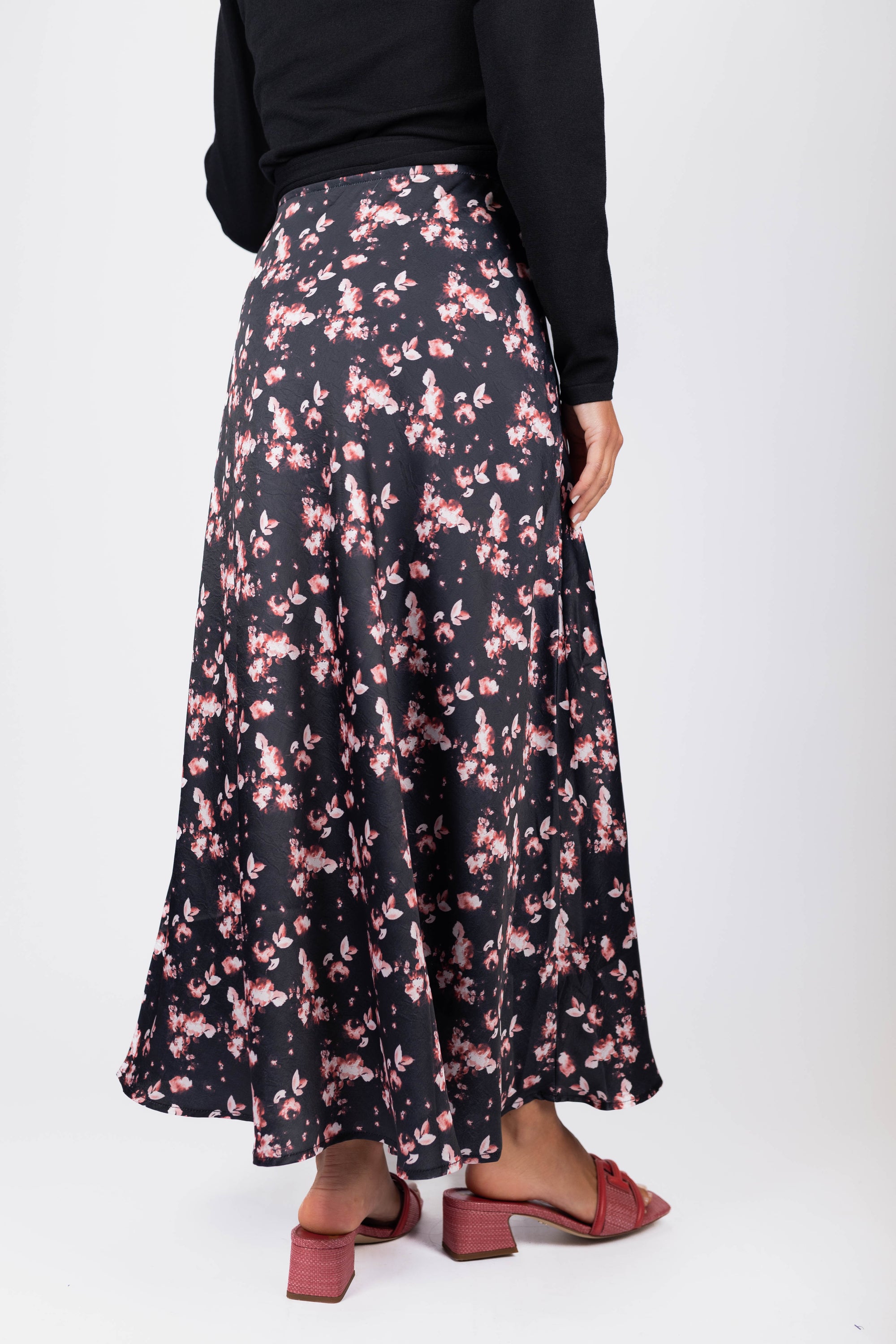 Dakota Skirt (Black/Red)