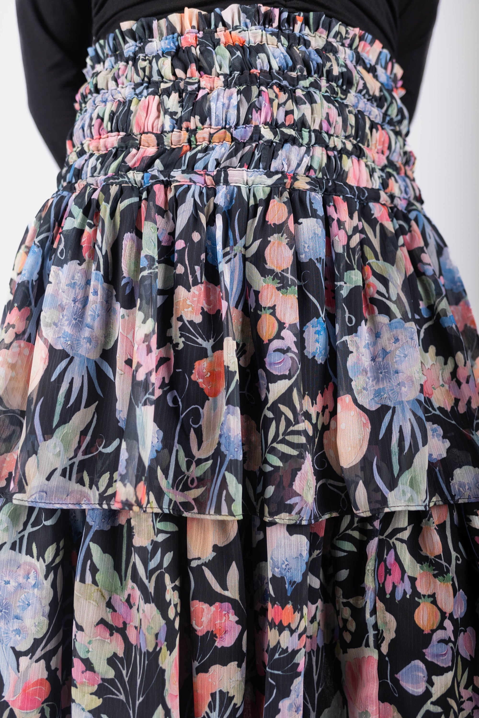 Zena Skirt 23&quot; (Black Pattern)