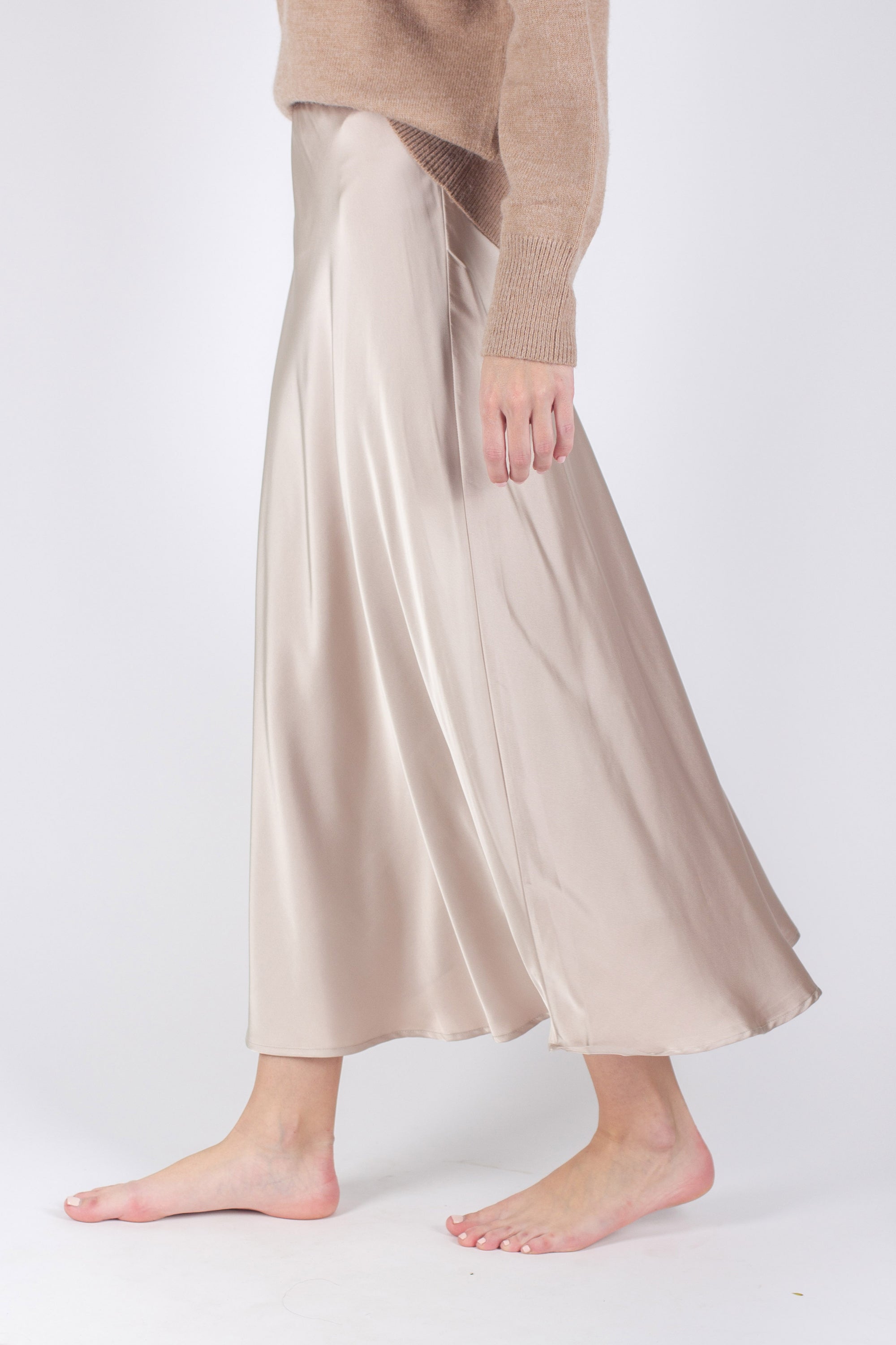 DAKOTA SKIRT (LIGHT KHAKI) - Yakira Bella