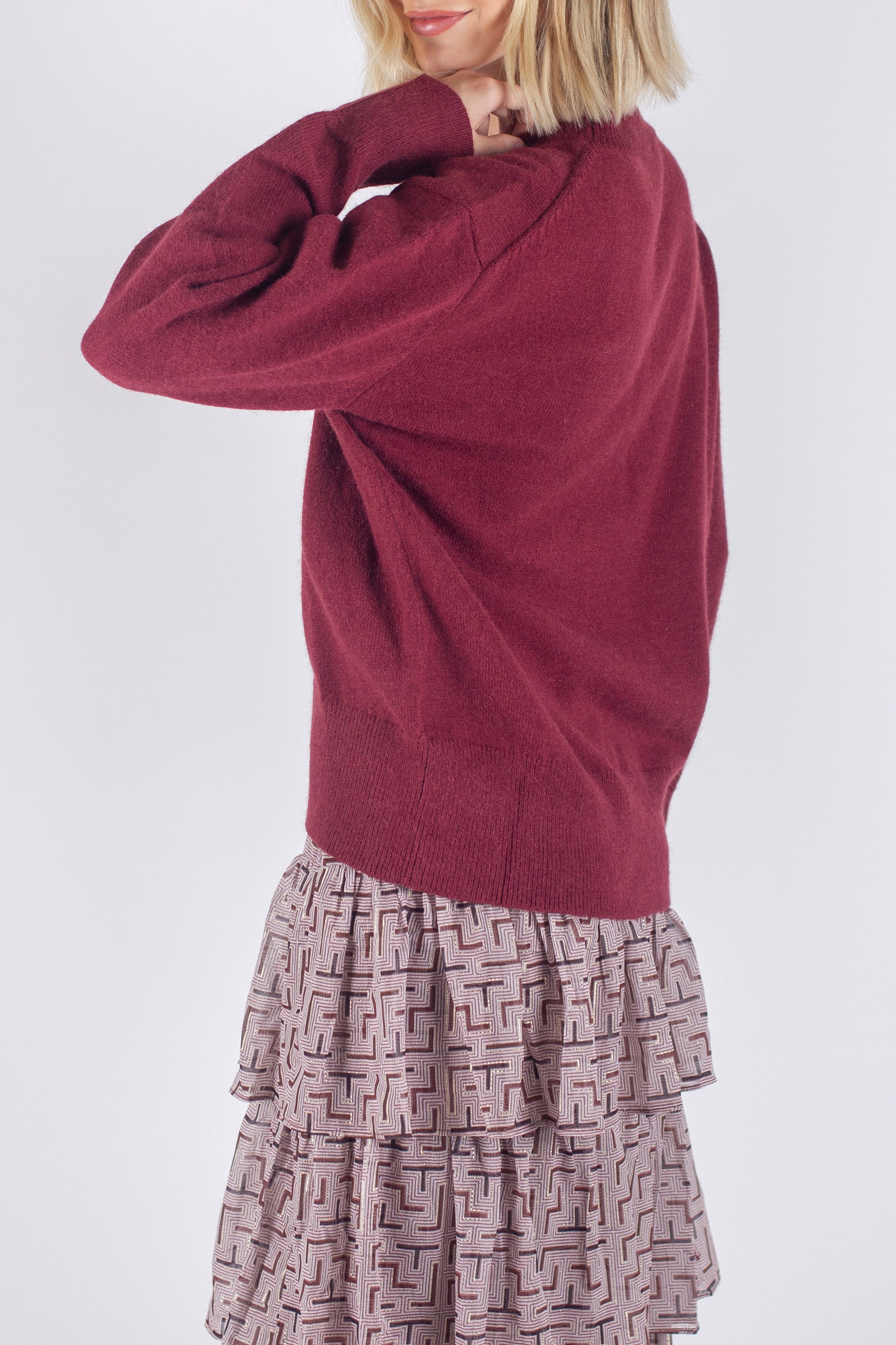 OVERSIZED SWEATER (BURGUNDY) - Yakira Bella