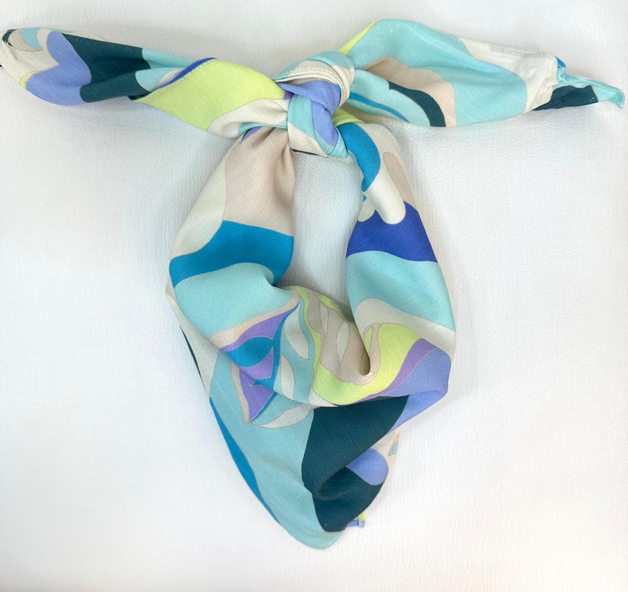 SQUARE HEAD SCARF (AQUA PATTERN) - Yakira Bella