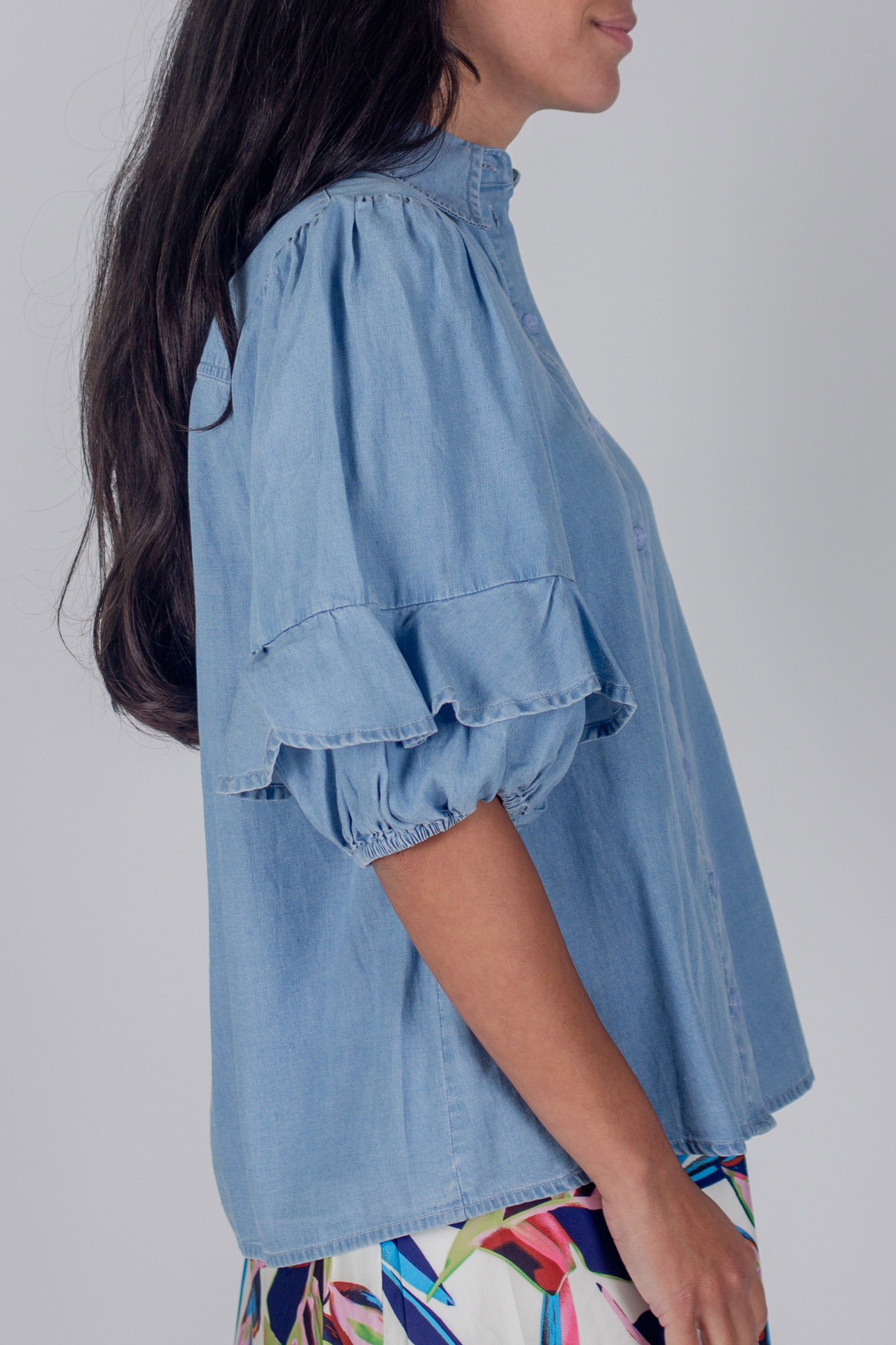 CASEY TOP (CHAMBRAY) - Yakira Bella