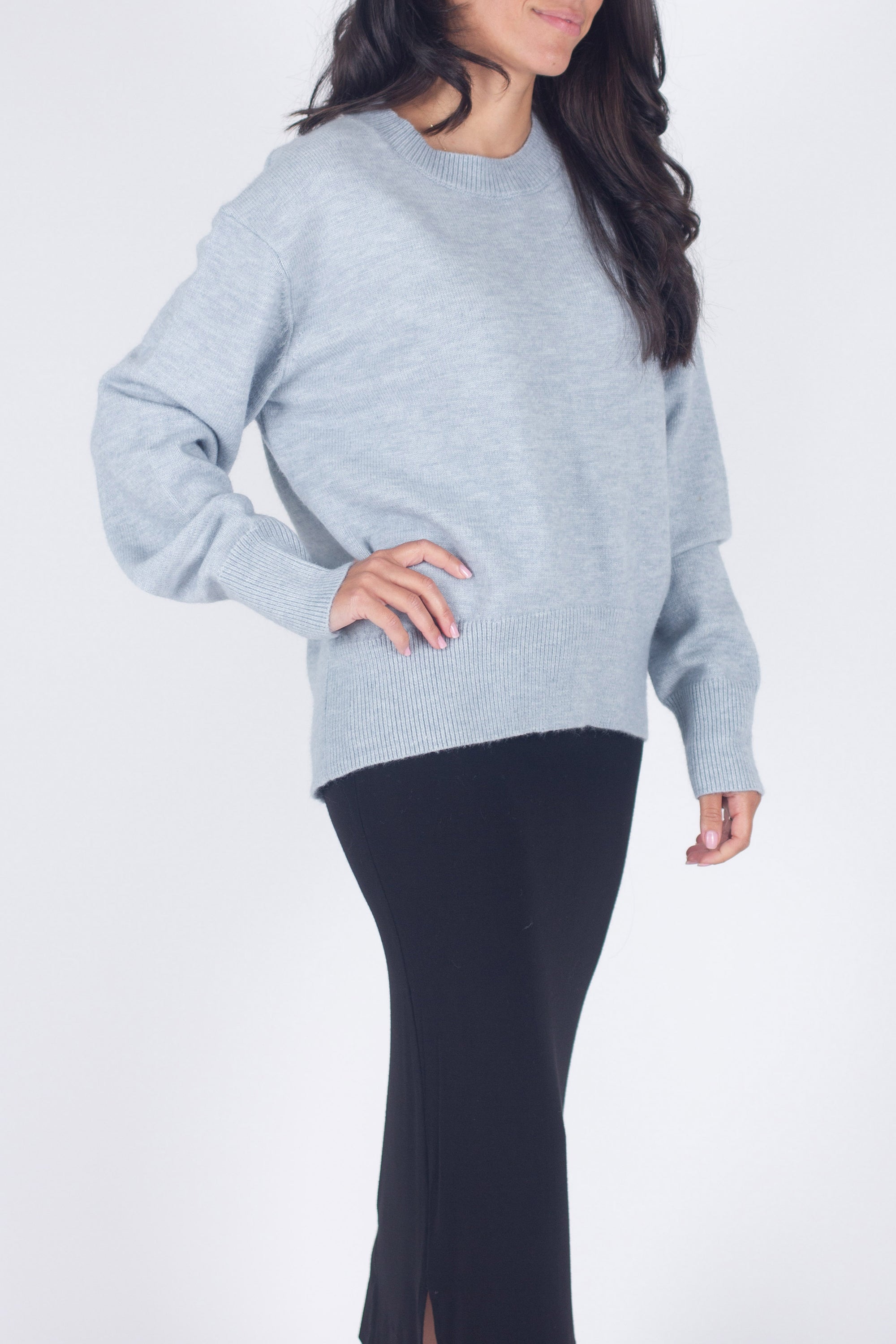 OVERSIZED SWEATER (BLUE) - Yakira Bella