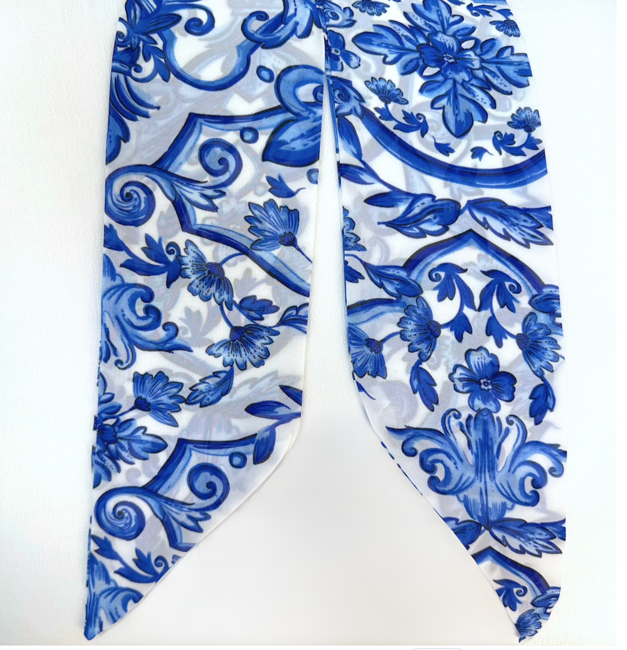 HAIR SCARF (BLUE FLOWER) - Yakira Bella