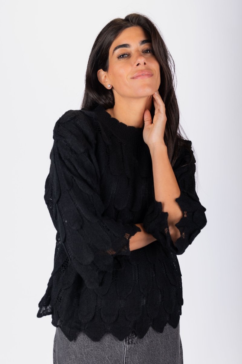 Andi Top (Black) - Top - Yakira Bella