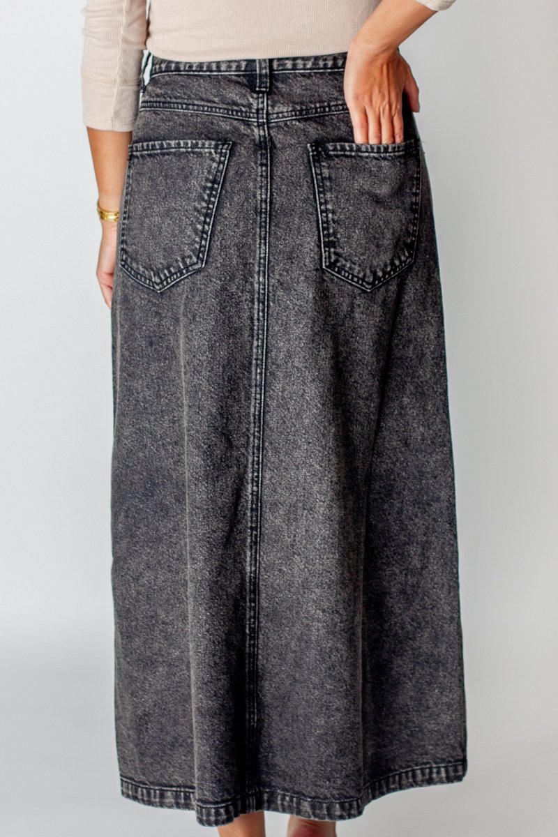 Ariella Skirt (Black) – Yakira Bella