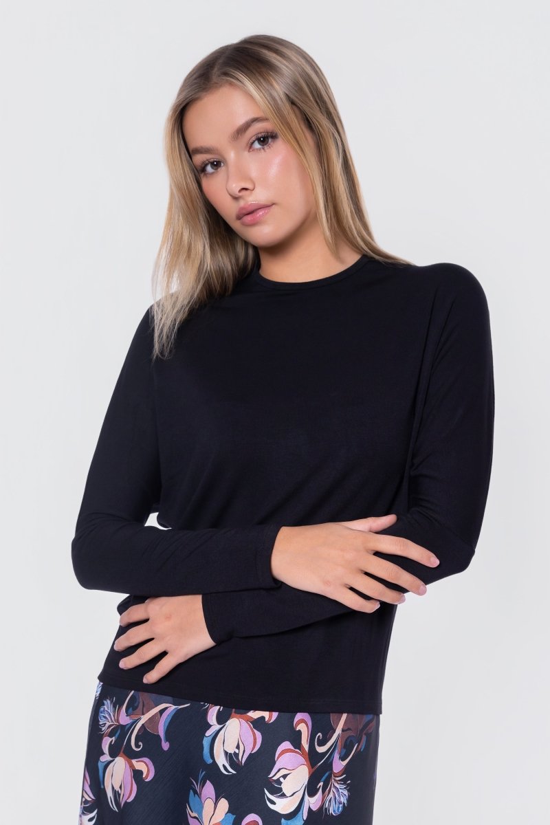 Dini Top (Black) - Top - Yakira Bella