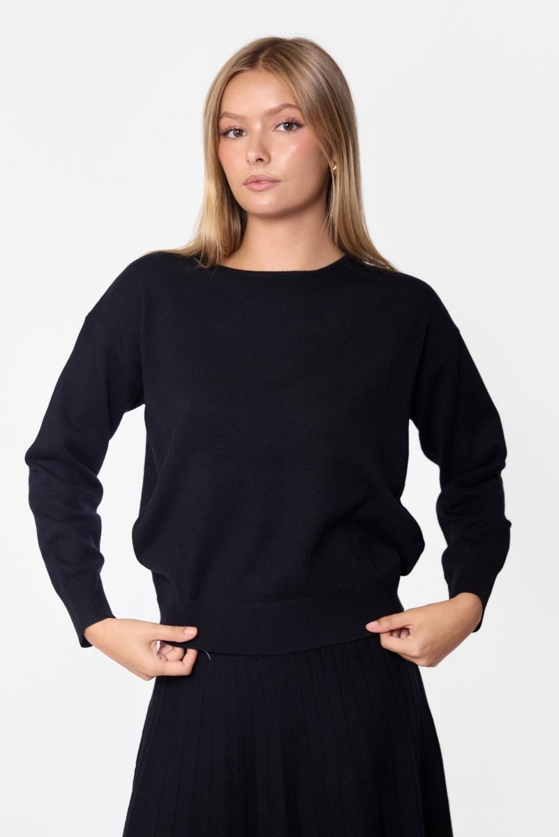 Irina Top (Black) - Top - Yakira Bella