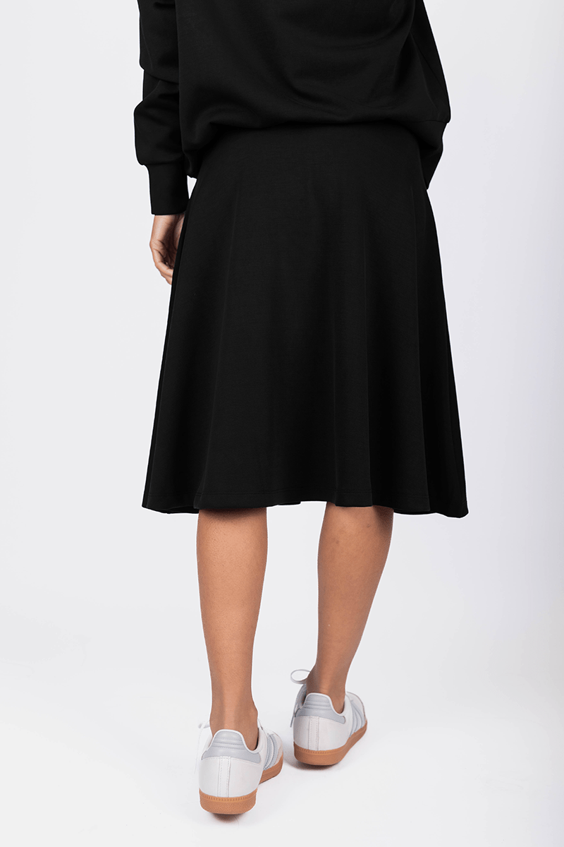 Mina Swing Skirt 26&quot; (Black) - Skirt - Yakira Bella