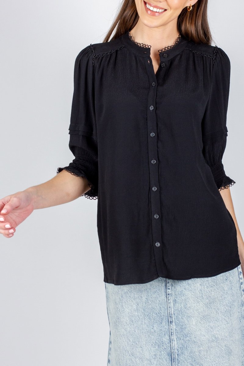 NARI TOP (BLACK) - Top - Yakira Bella