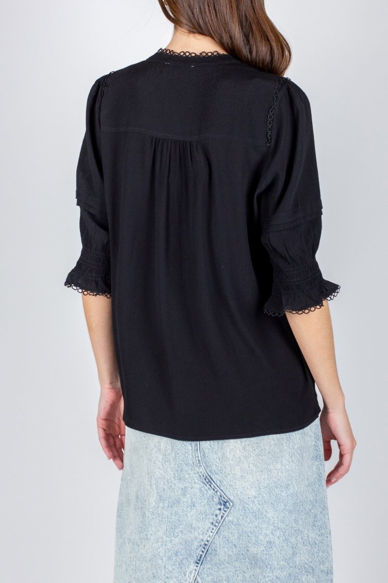 NARI TOP (BLACK) - Top - Yakira Bella