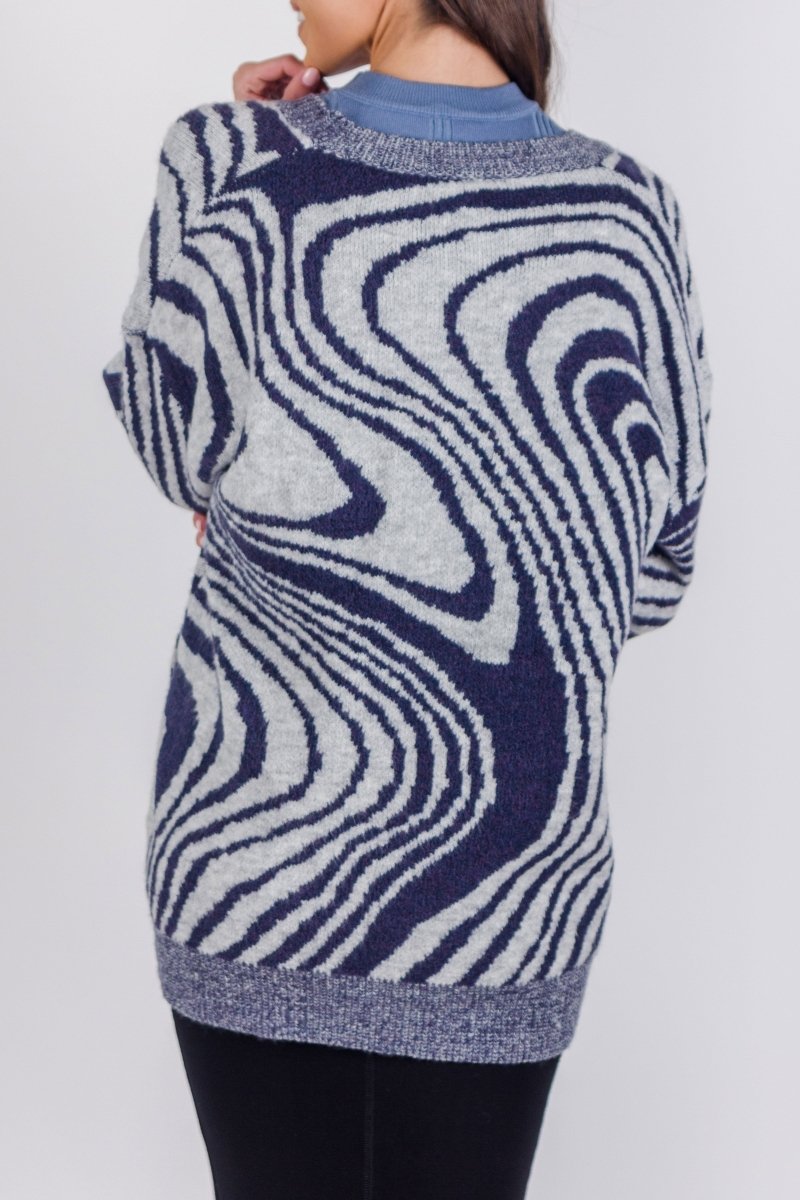 OVERSIZED CARDIGAN (BLUE PATTERN) - Top - Yakira Bella