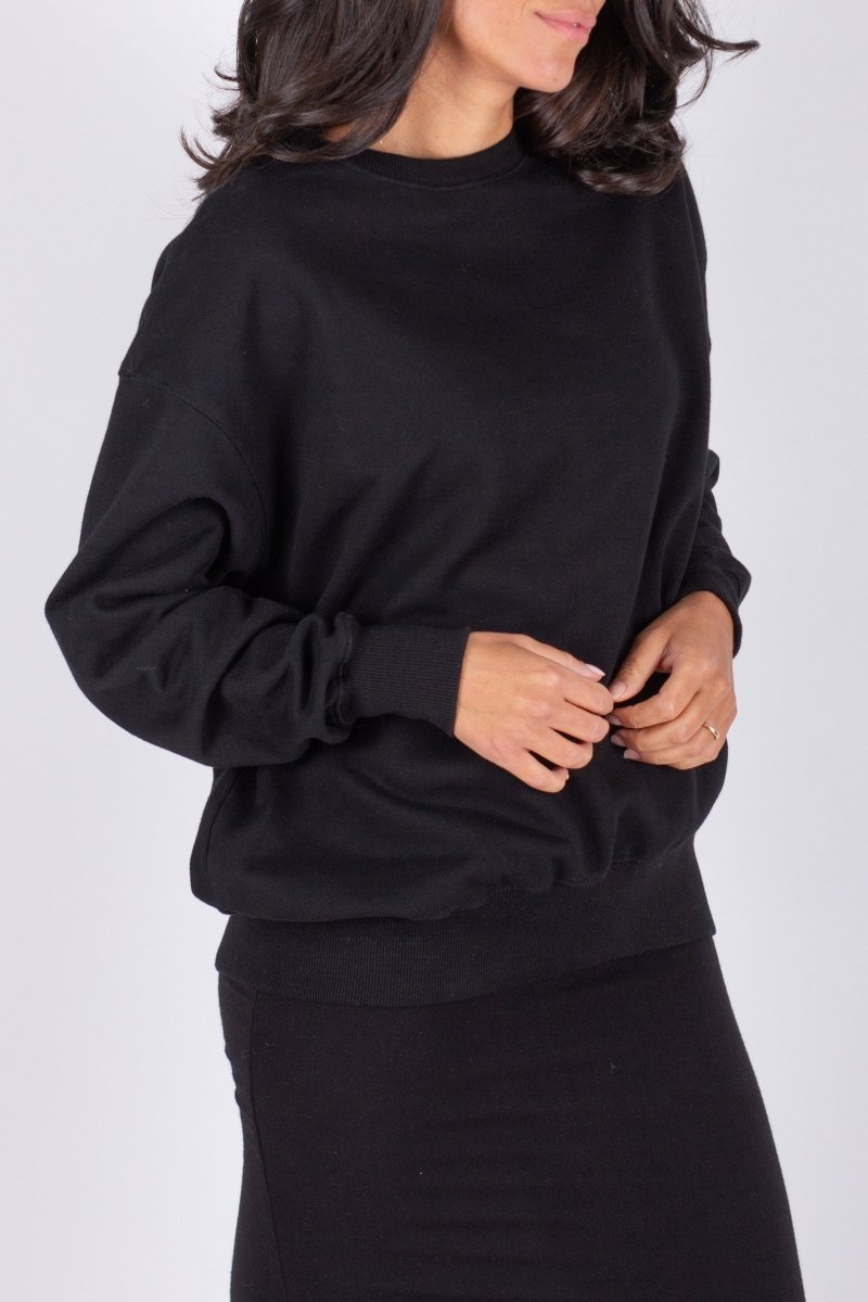 OVERSIZED CREWNECK SWEATSHIRT (BLACK) - Top - Yakira Bella