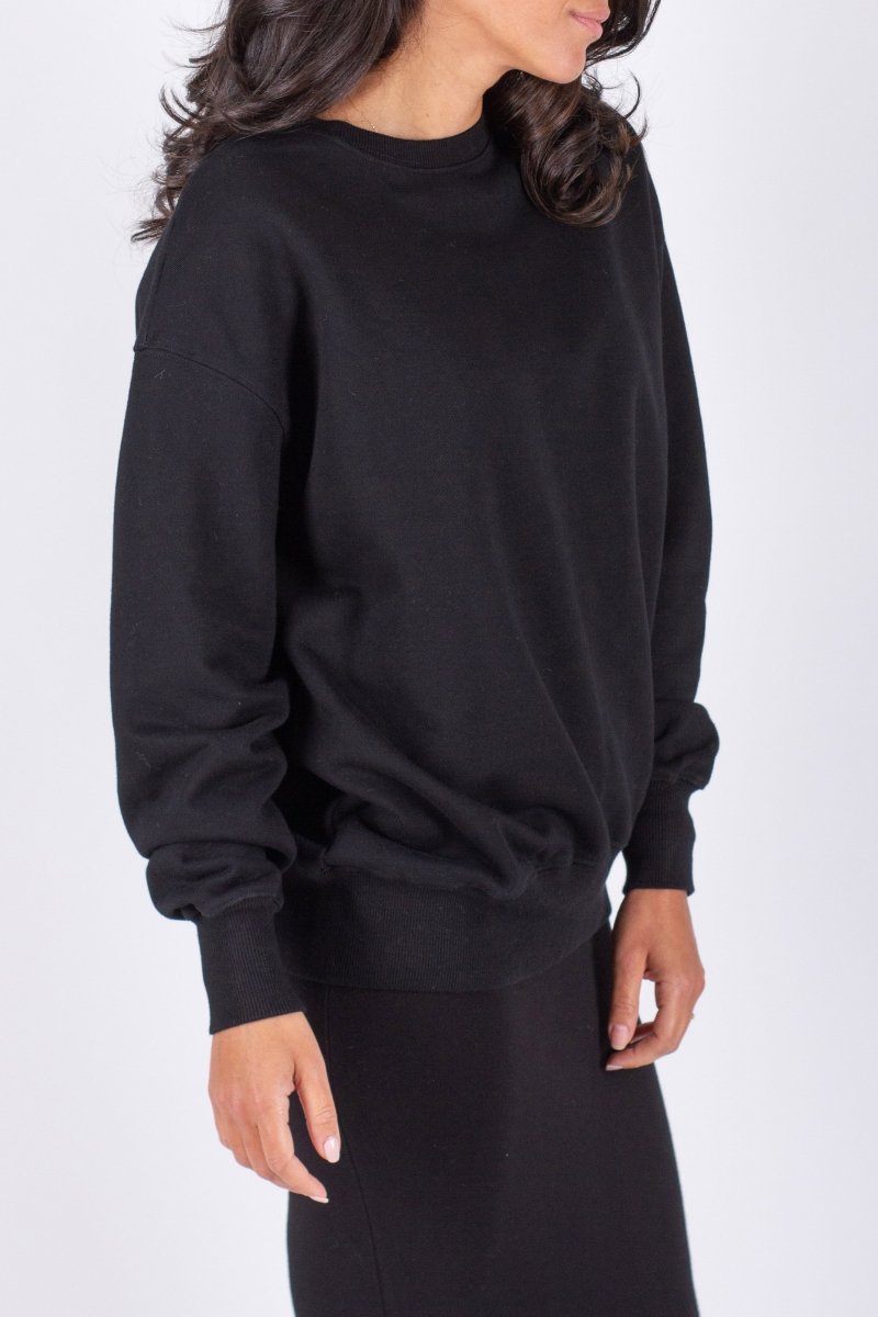 OVERSIZED CREWNECK SWEATSHIRT (BLACK) - Top - Yakira Bella