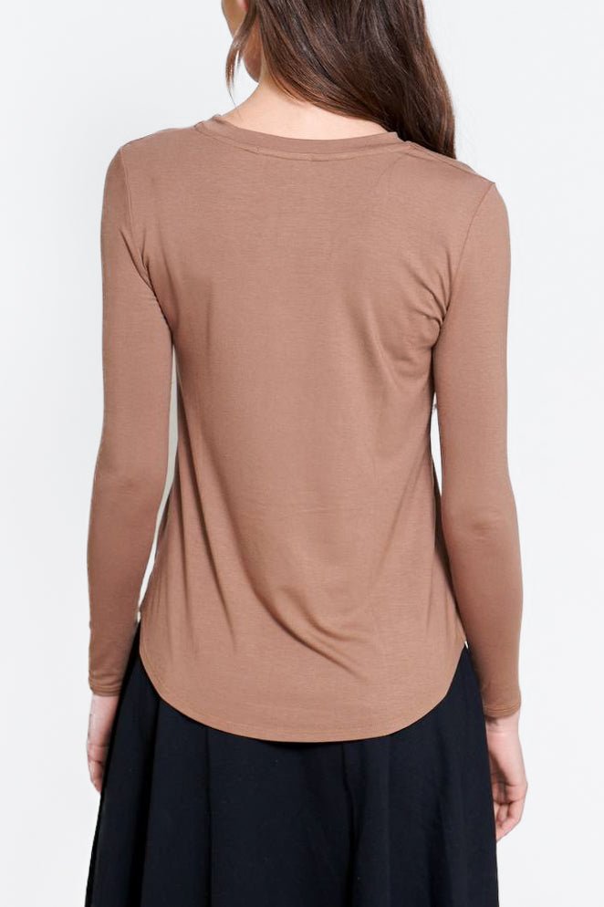 PHOEBE TEE (ESPRESSO) - Top - Yakira Bella