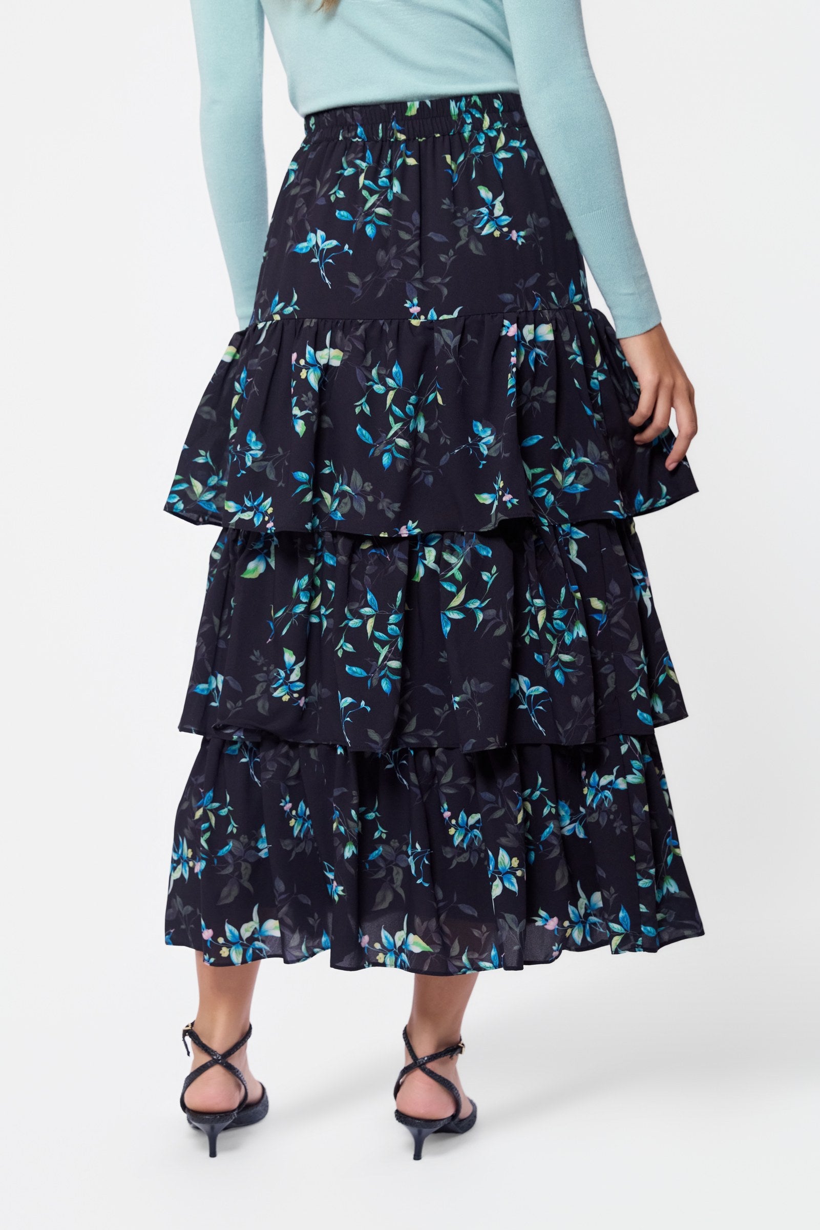 Suri Skirt (Black/Blue)
