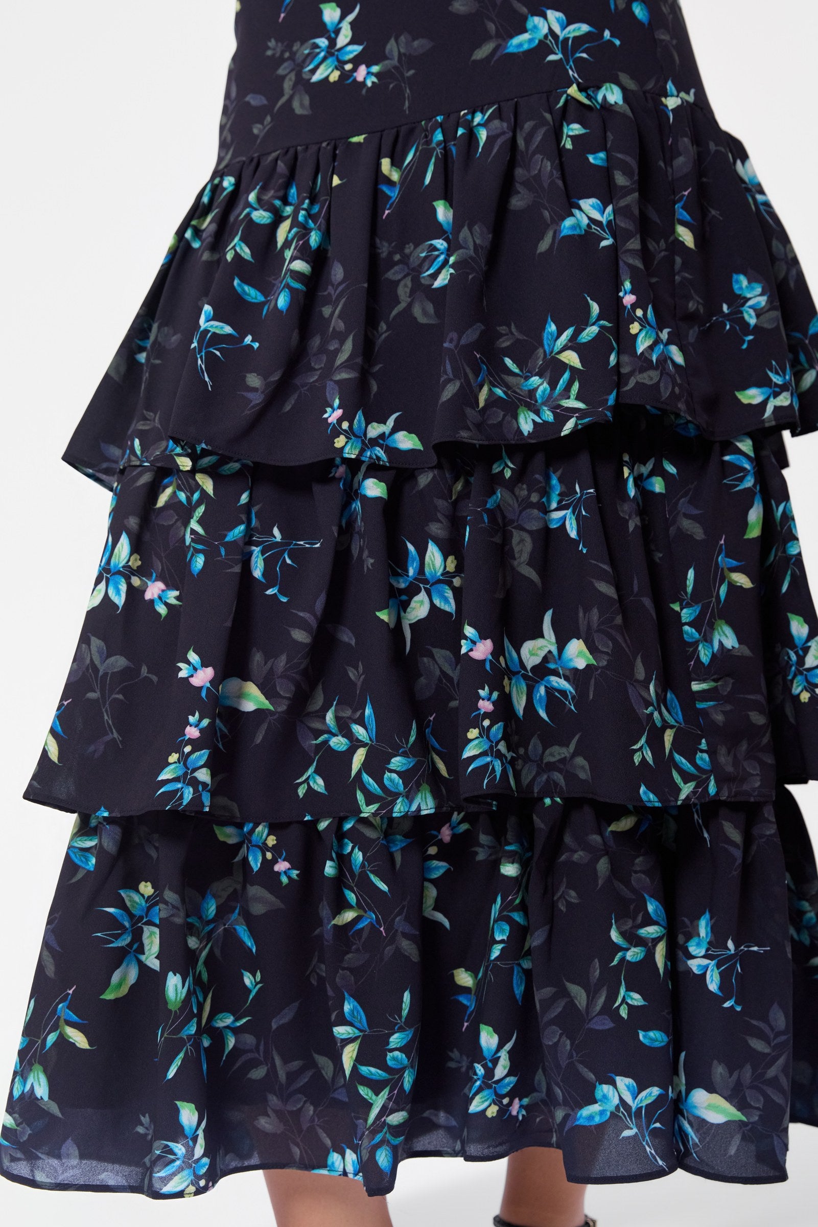Suri Skirt (Black/Blue)