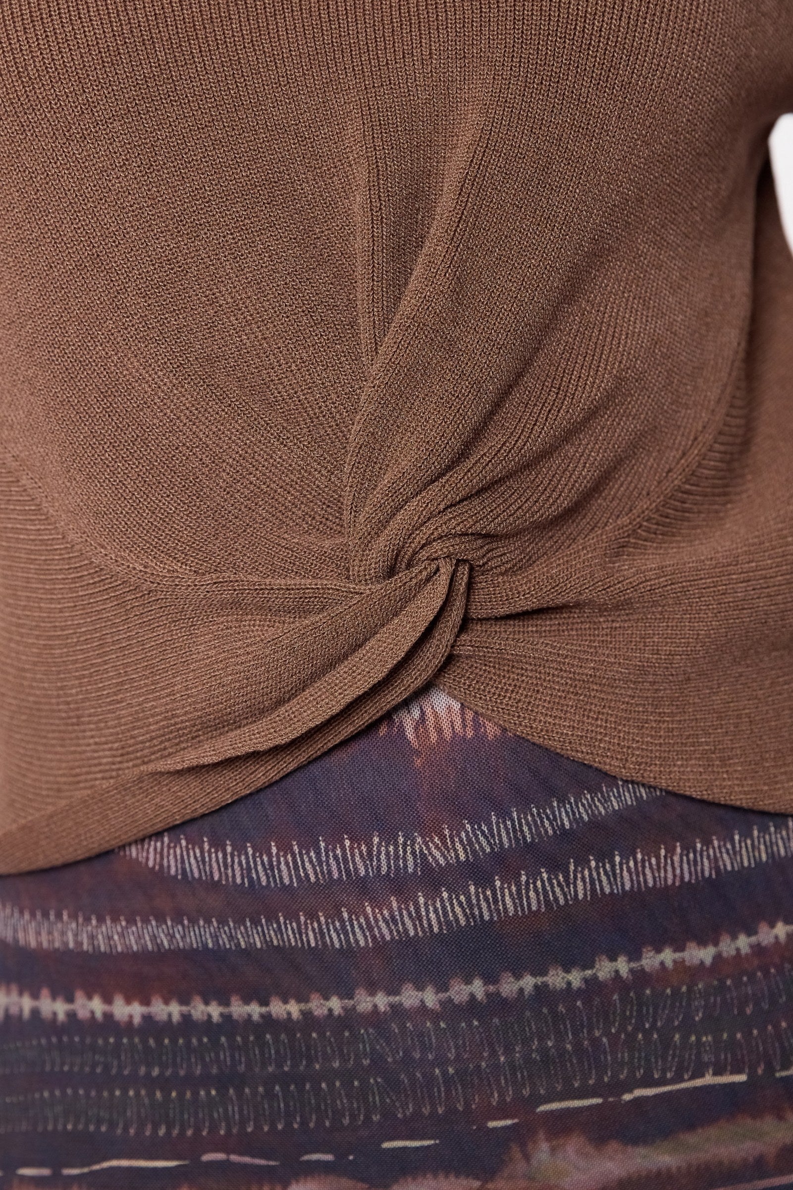 Mia Top (Mocha)