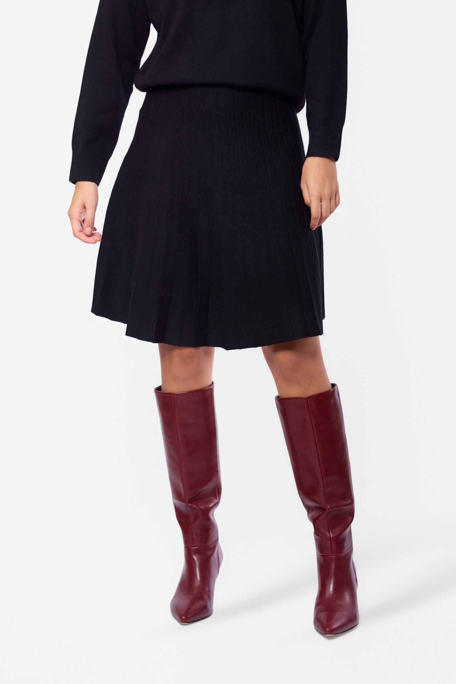 Irina Skirt (Black)