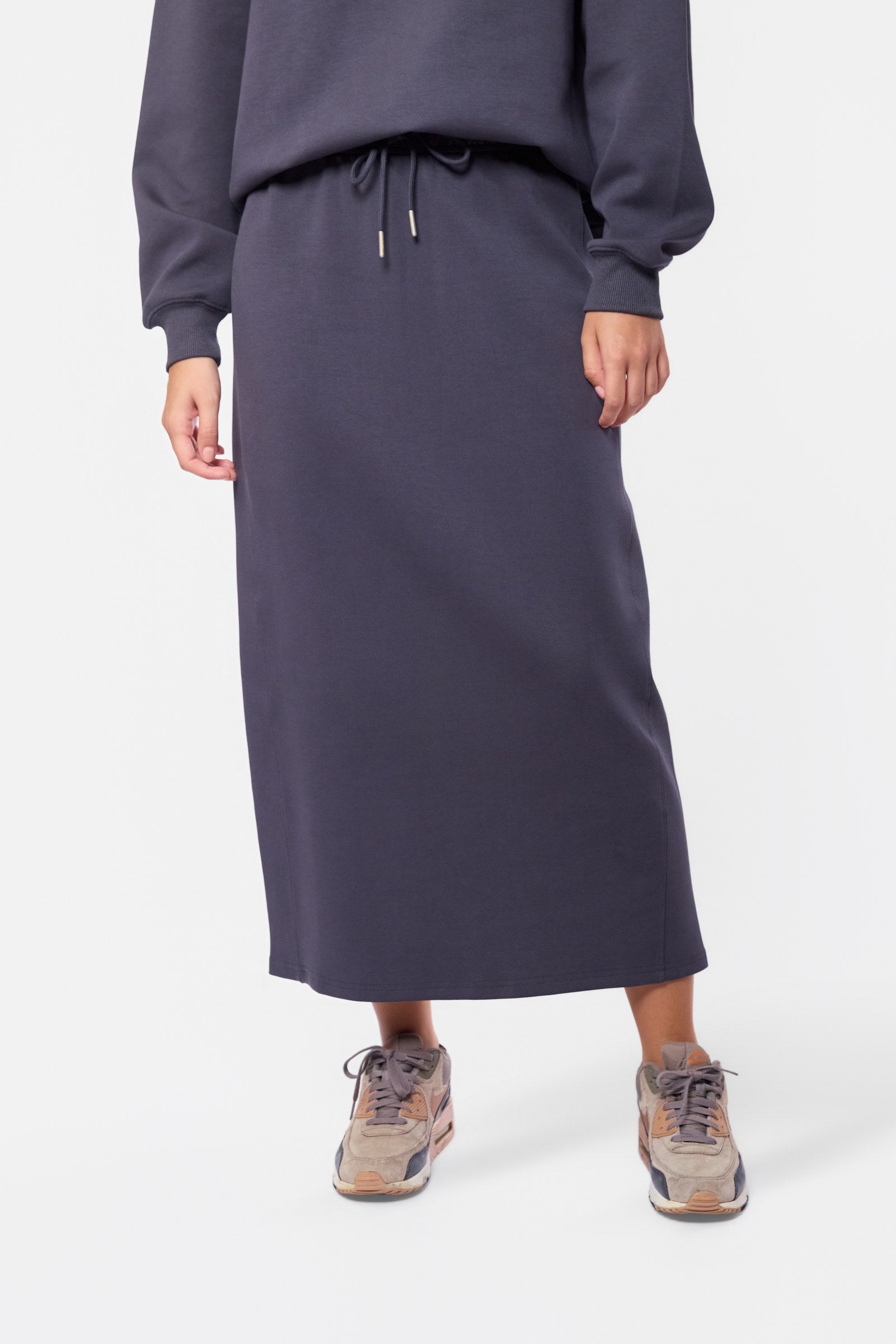 Kaia Skirt (Midnight Grey)