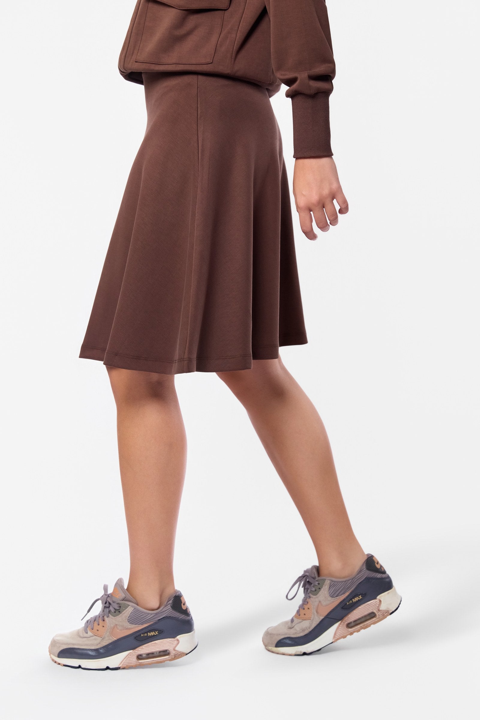 Mina Swing Skirt 23" (Dark Brown)
