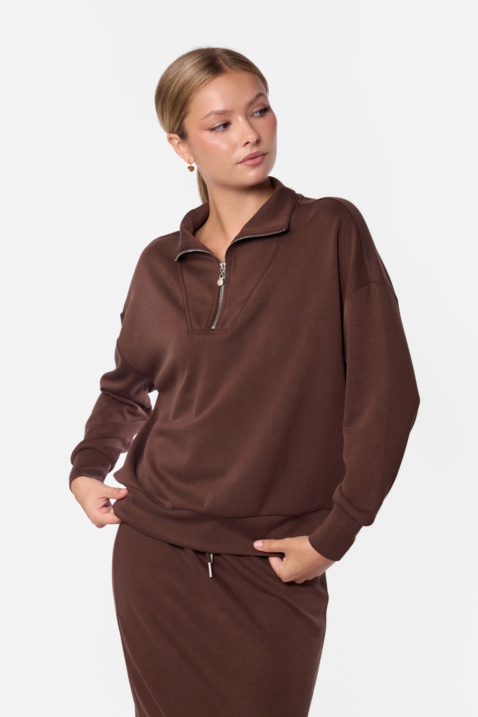 Mina Half Zip Top (Dark Brown)
