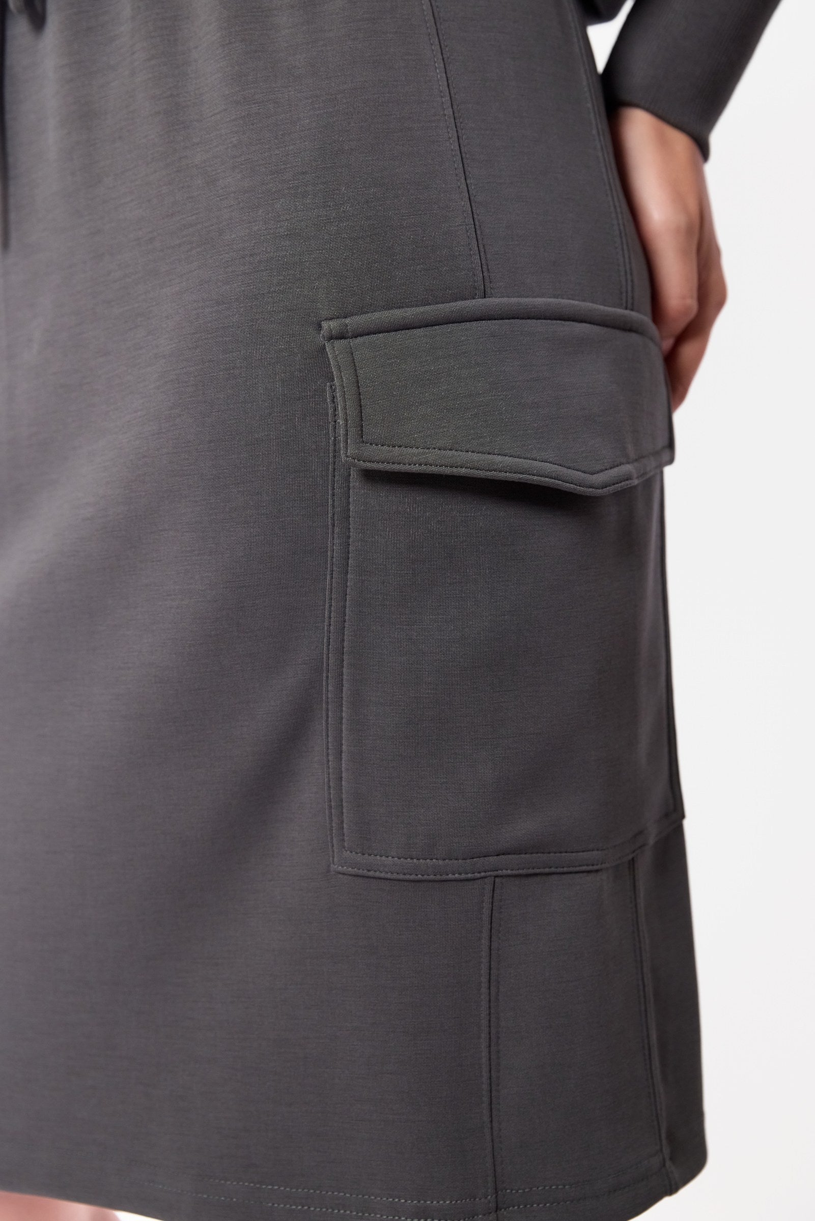 Mina Cargo Skirt 23" (Olive)