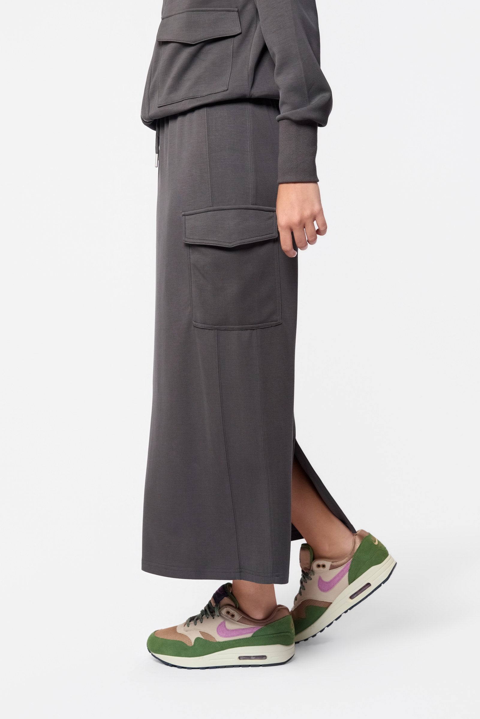 Mina Cargo Skirt 35" (Olive)