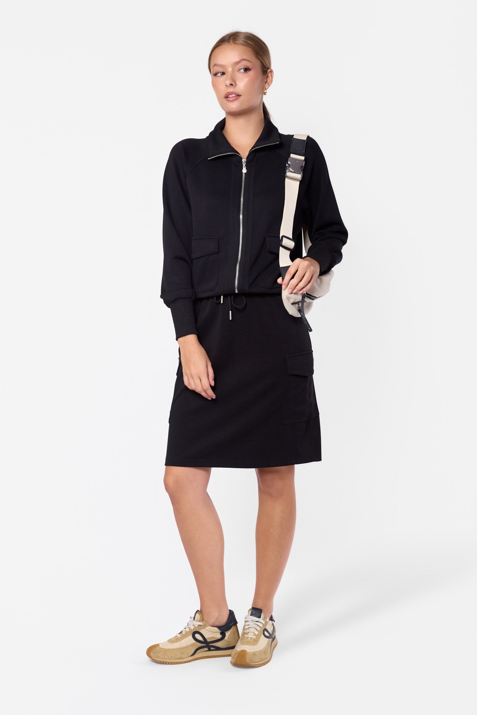 Mina Cargo Skirt 23" (Black)