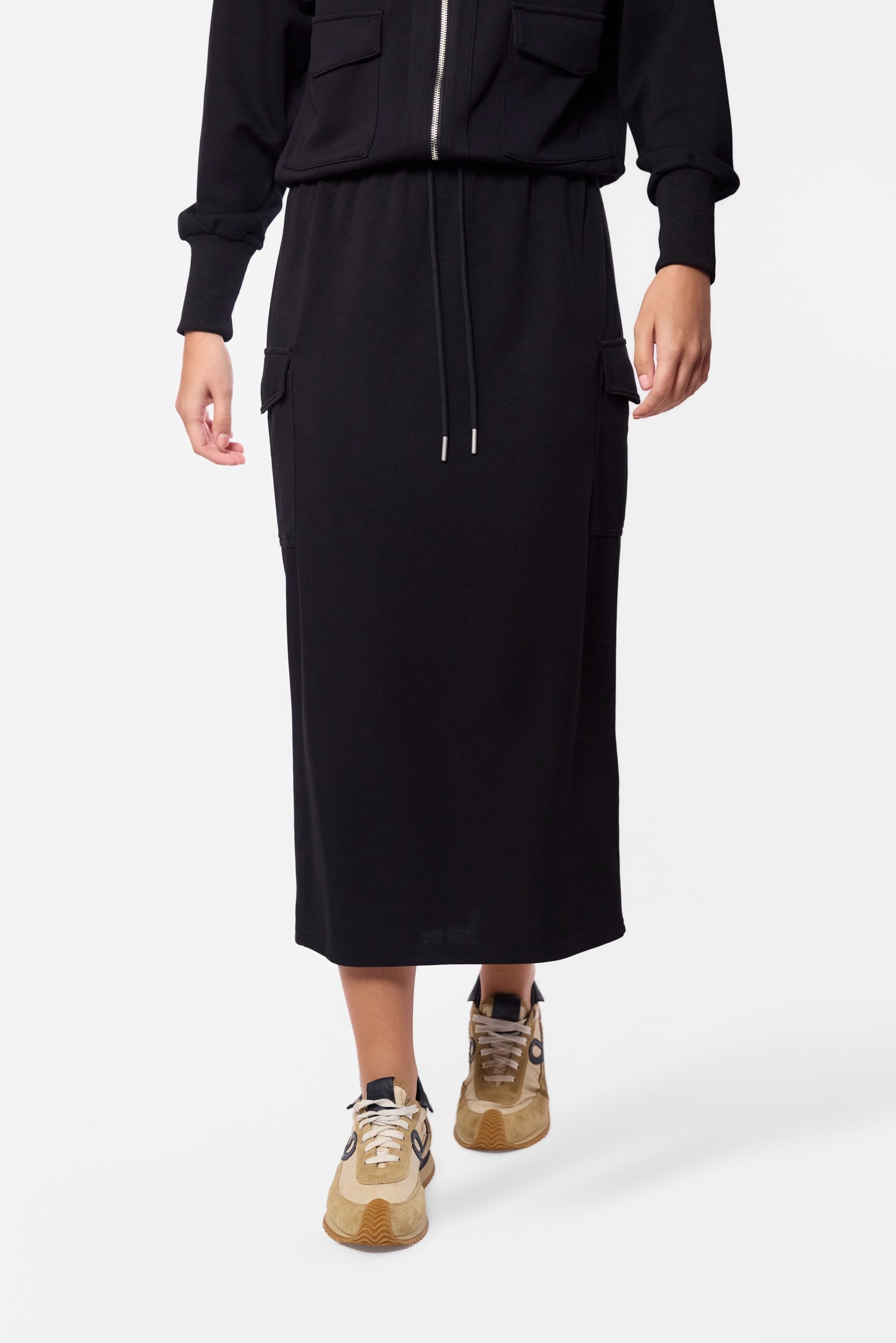 Mina Cargo Skirt 35" (Black)