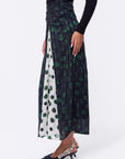 Khai Skirt (Green Ivory)