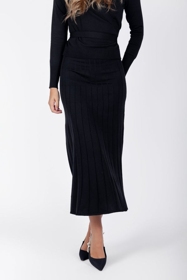 Terra Skirt (Black) - Skirt - Yakira Bella